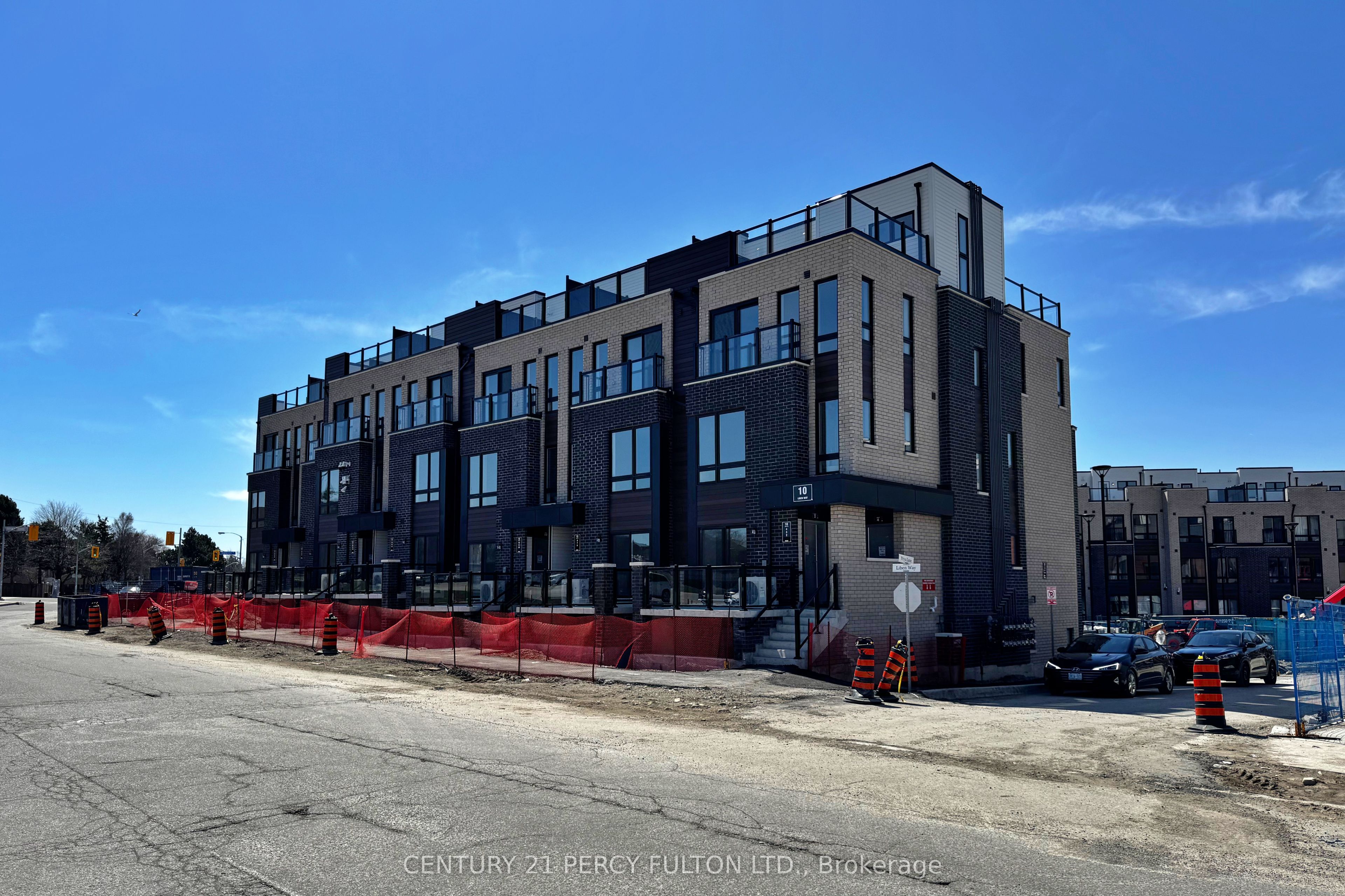 10 Liben Way E 15, Toronto, ON M1B 0E8 photo 3