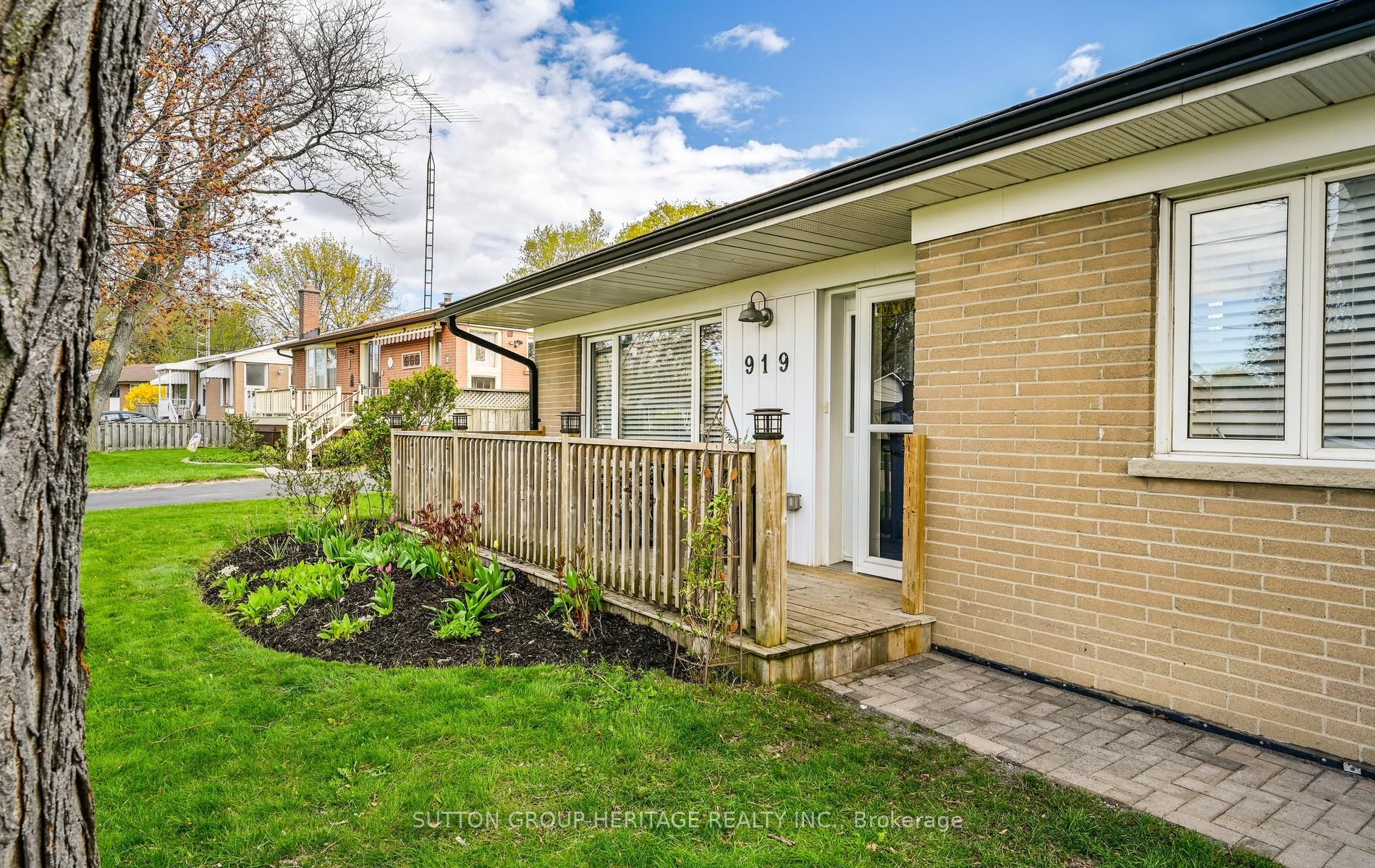 919 Bayview Avenue, Whitby, ON L1N 1E2 photo 5