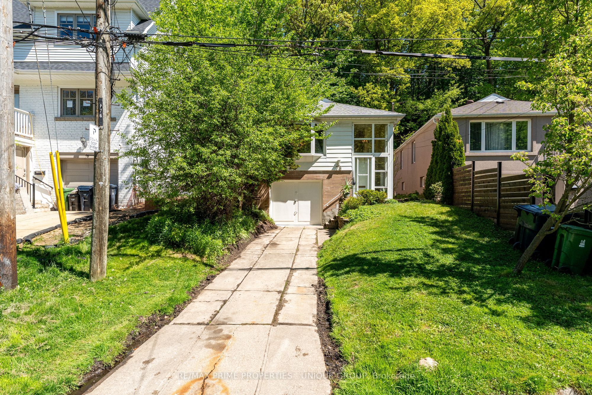 78 Glen Davis Crescent, Toronto, ON M4E 1X5 photo 2