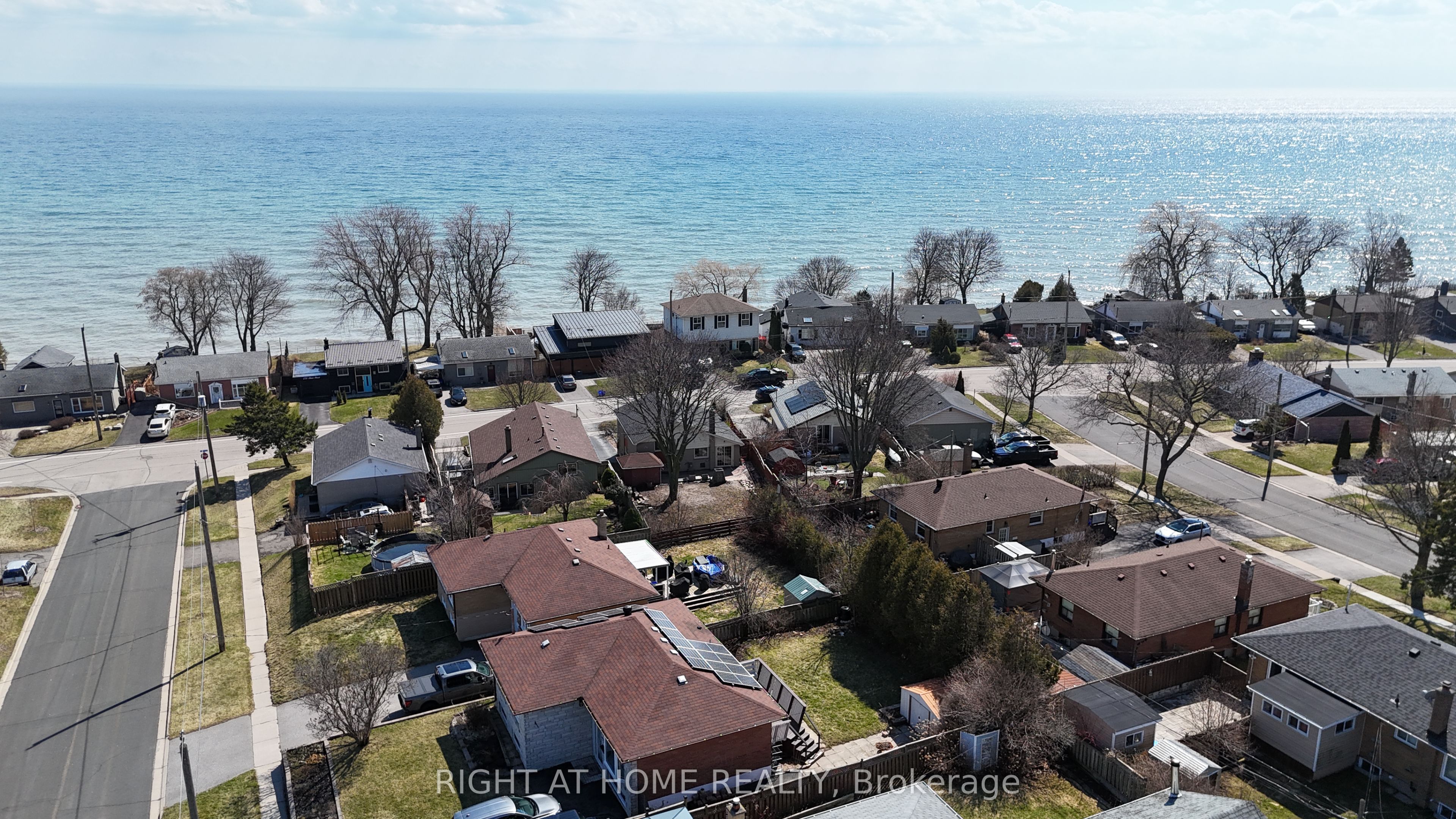 740 Stone Street, Oshawa, ON L1J 1A6 photo 3