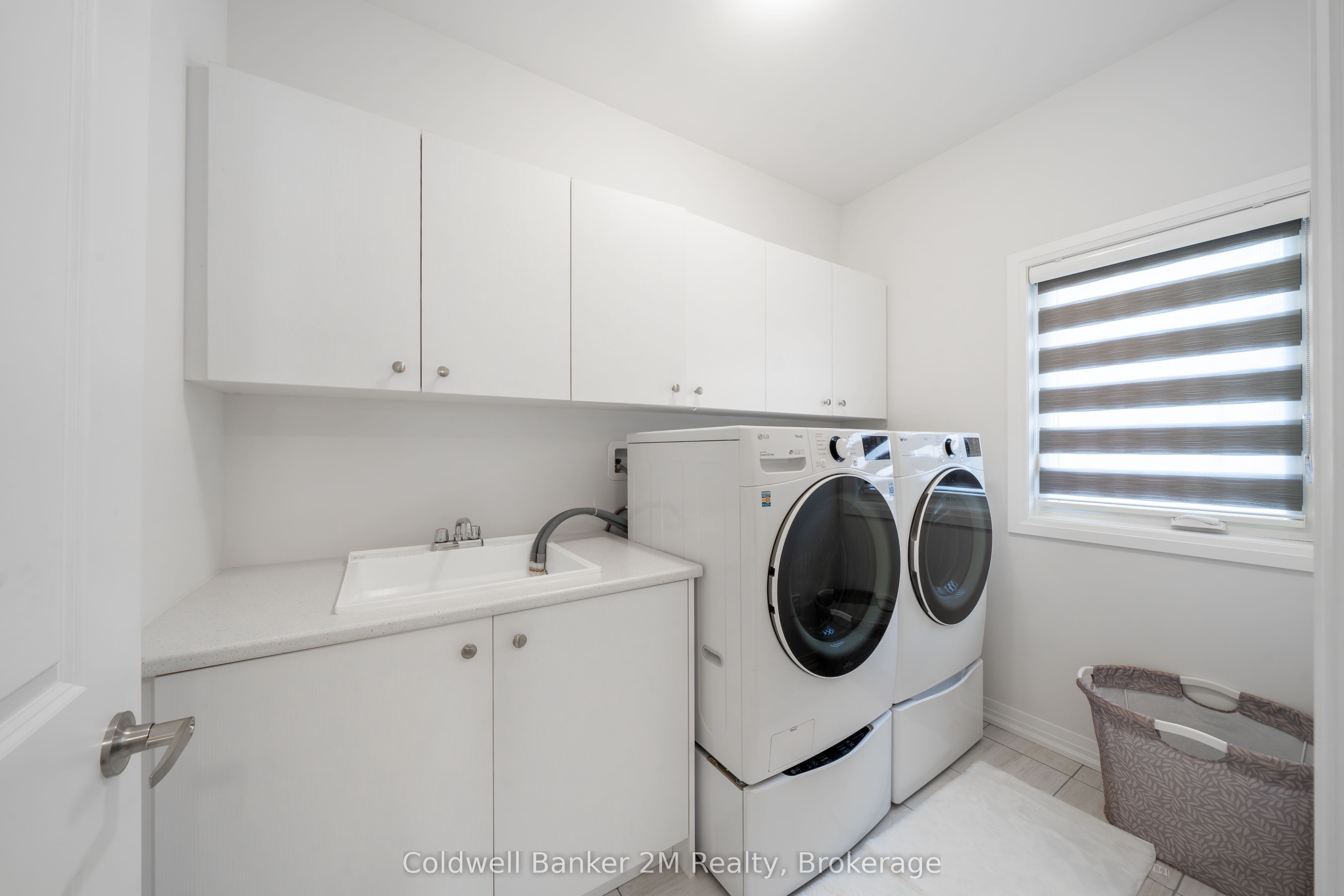 136 Ogston Crescent, Whitby, ON L1P 0H3 photo 4