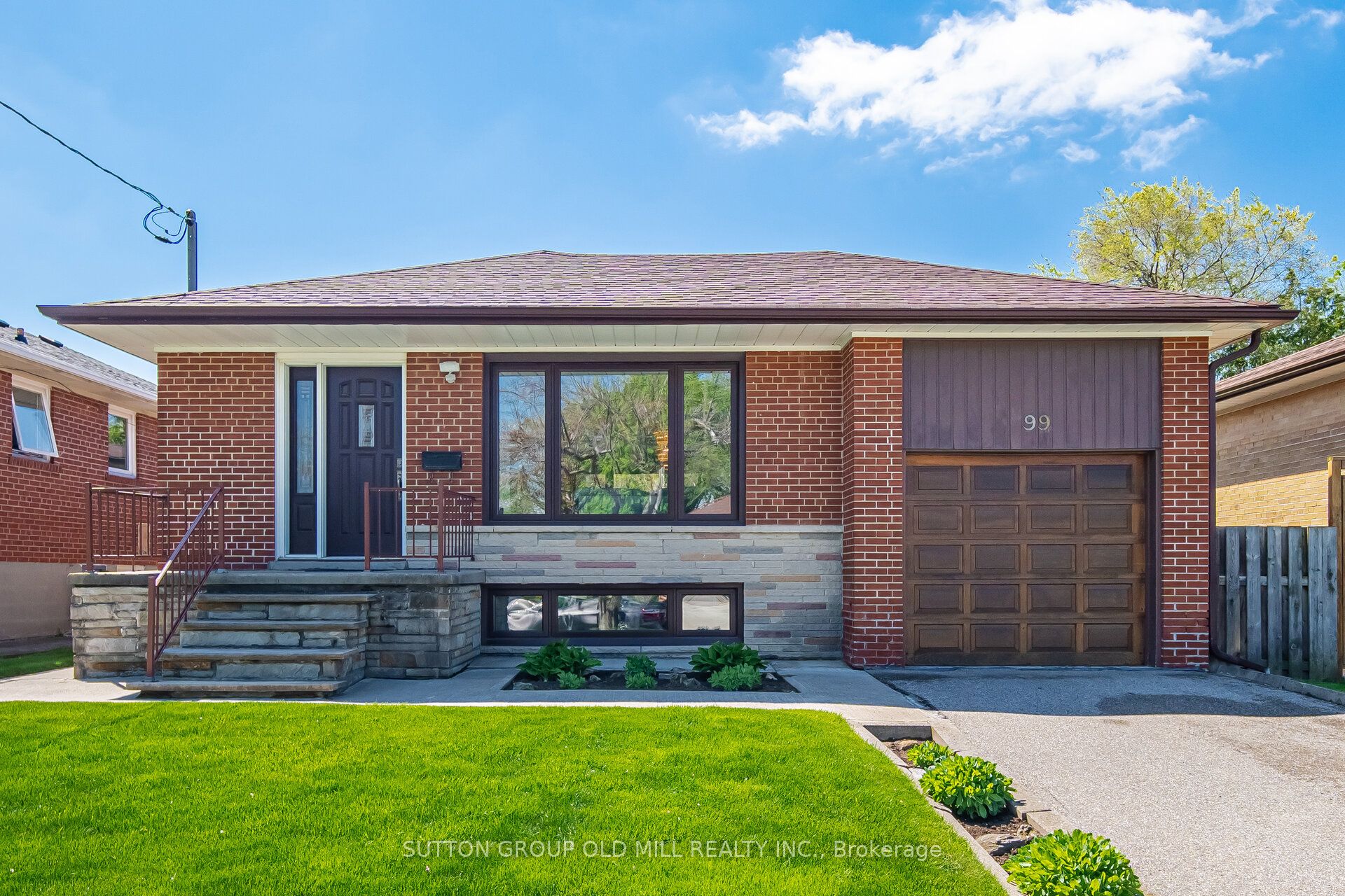 99 Scarden Avenue, Toronto, ON M1T 1W4