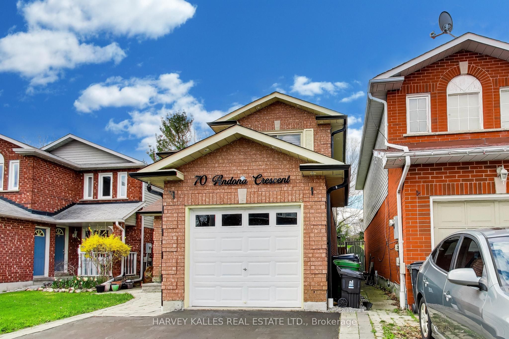 70 Andona Crescent, Toronto, ON M1C 5A3 photo 2