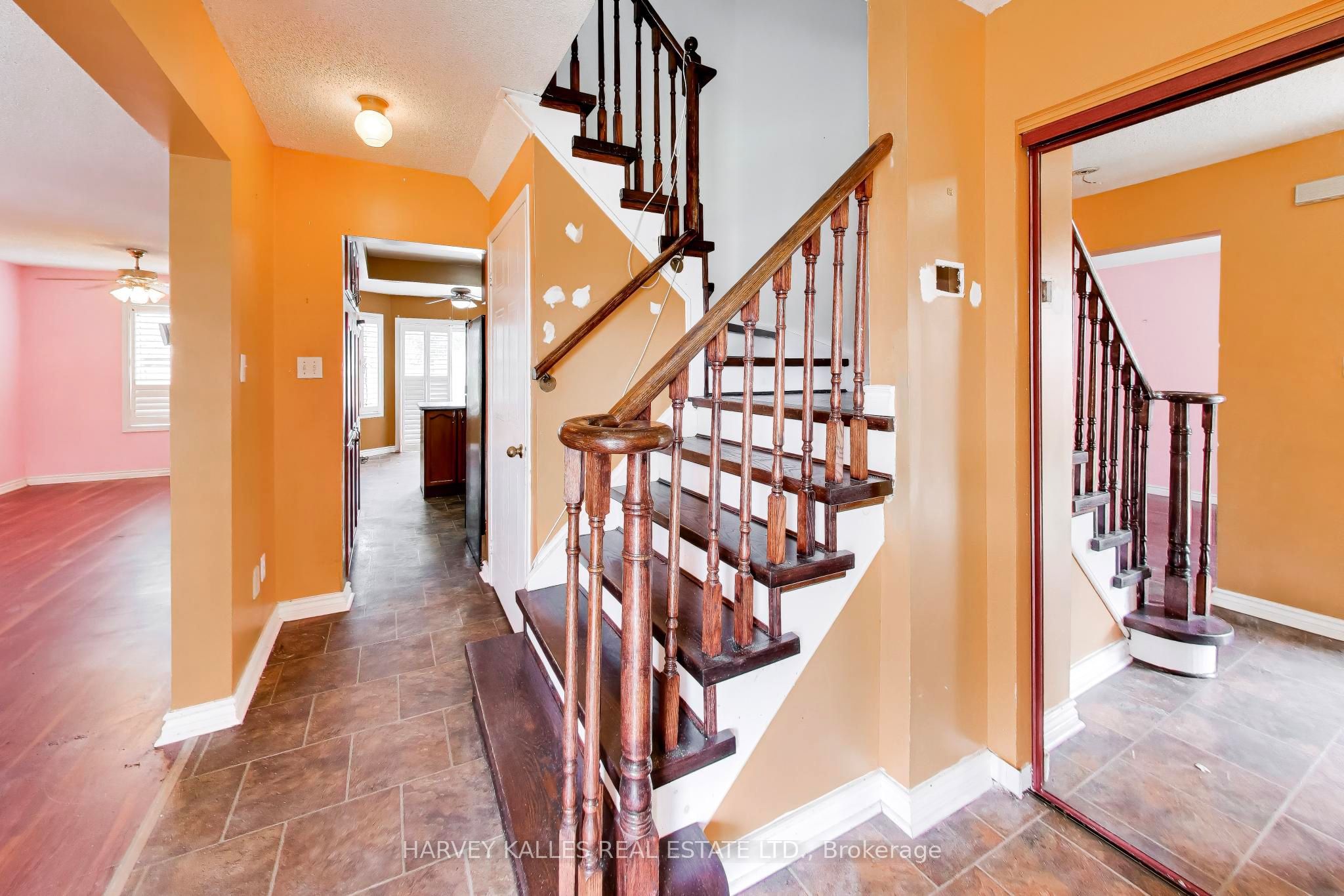 70 Andona Crescent, Toronto, ON M1C 5A3 photo 4