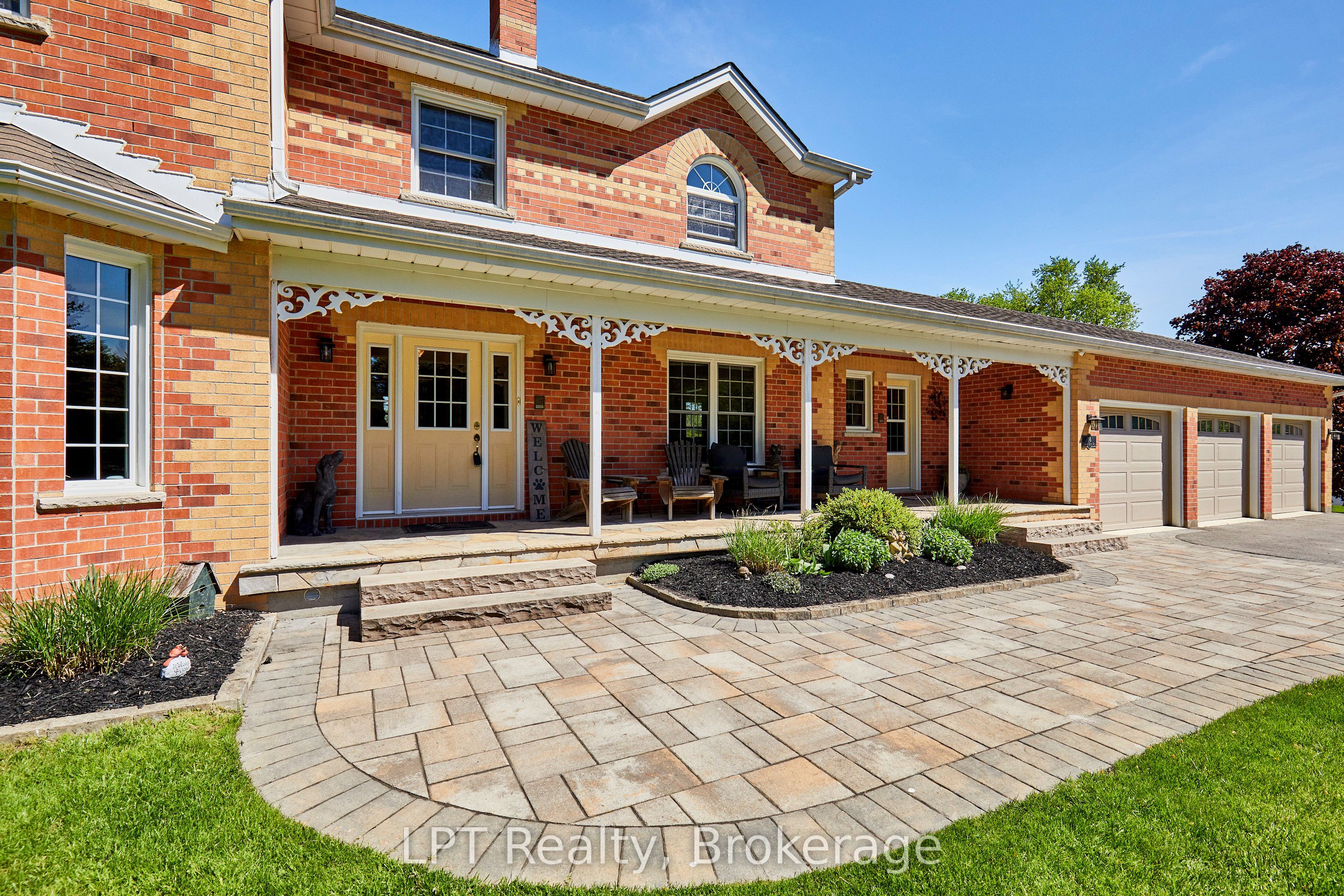 16 Cawkers Cove Road, Scugog, ON L9L 1P4
