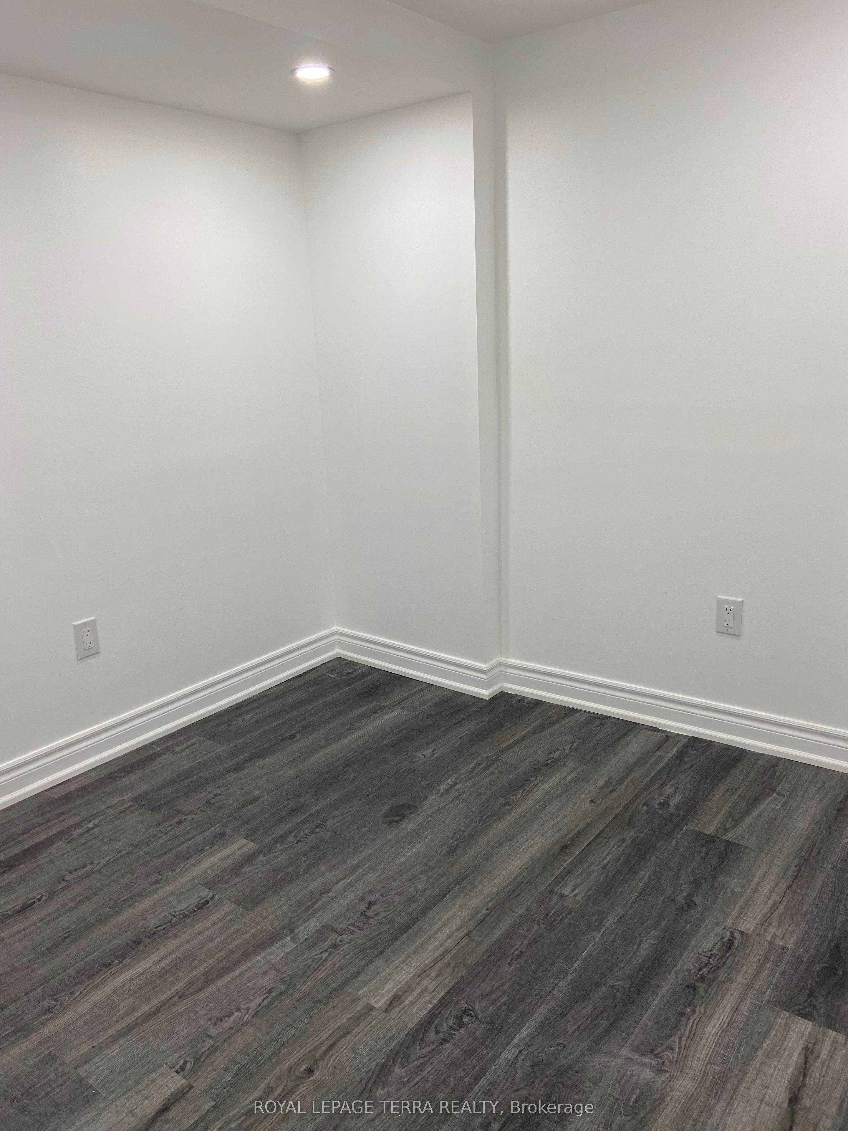 44 Howling Crescent Basement, Ajax, ON L1S 7N8 photo 5
