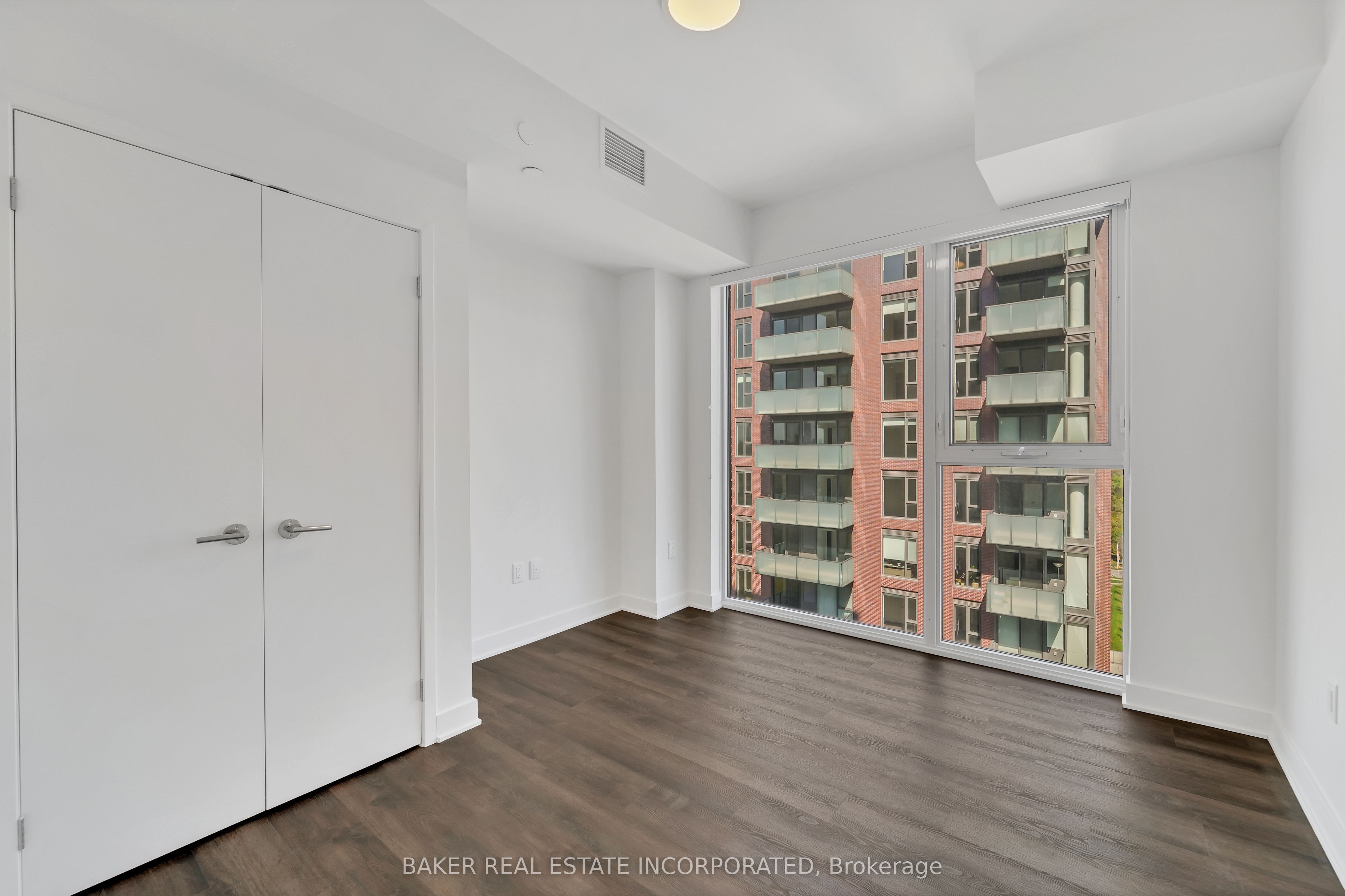 3030 Pharmacy Avenue 1407, Toronto, ON M1W 2N7 photo 5