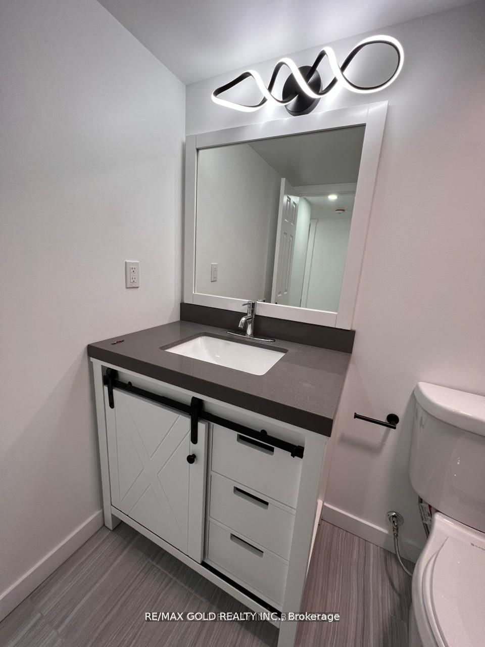 1708 Arborwood Drive, Oshawa, ON L1K 0P1 photo 3