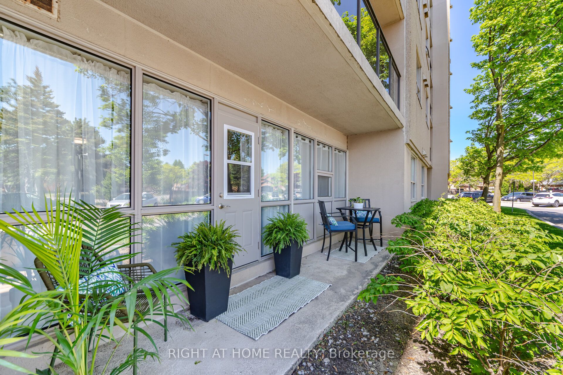 2 Westney Road N 108, Ajax, ON L1H 3H3 photo 4
