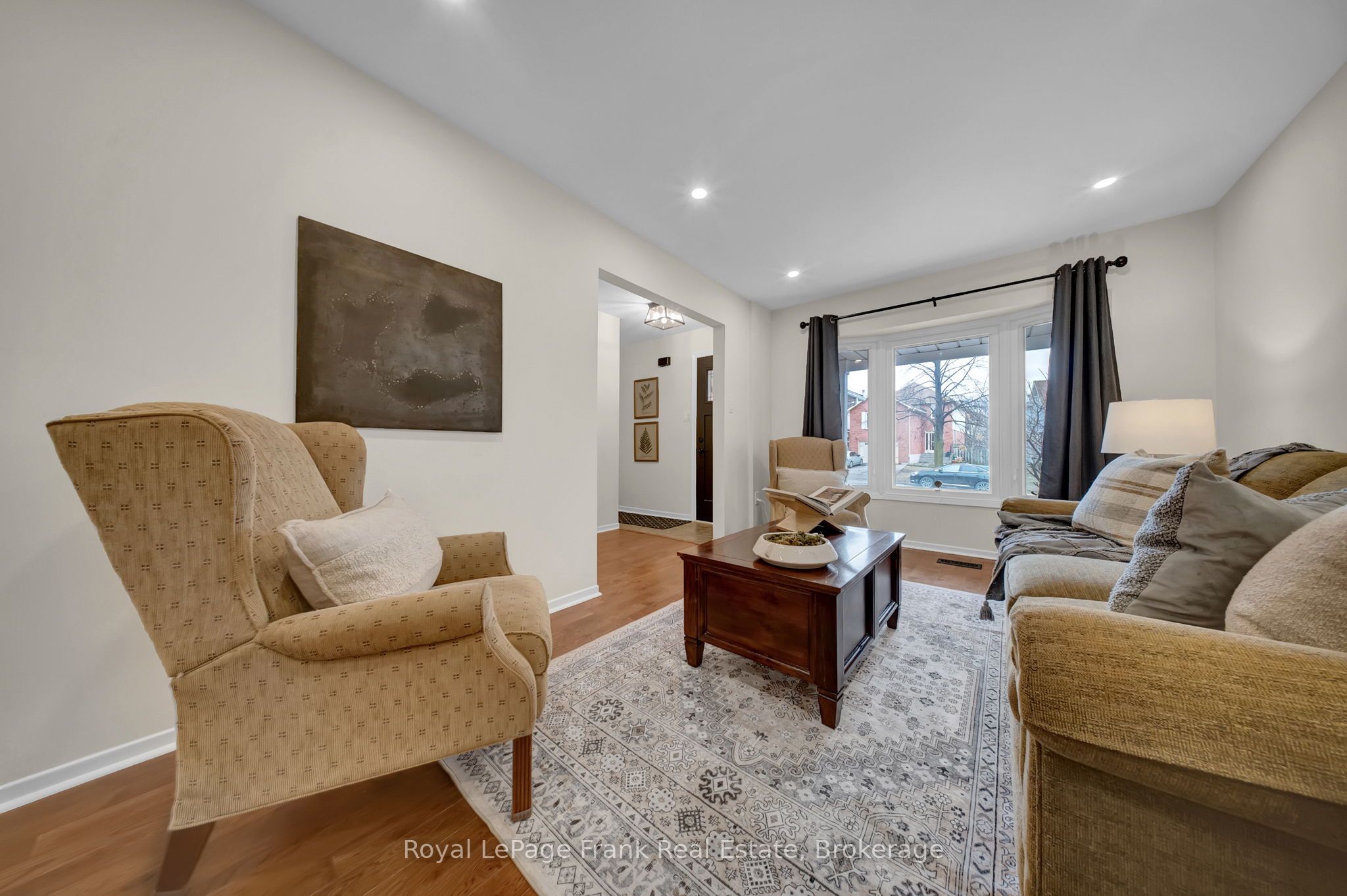 76 Cornwall Drive, Ajax, ON L1T 3E9 photo 3