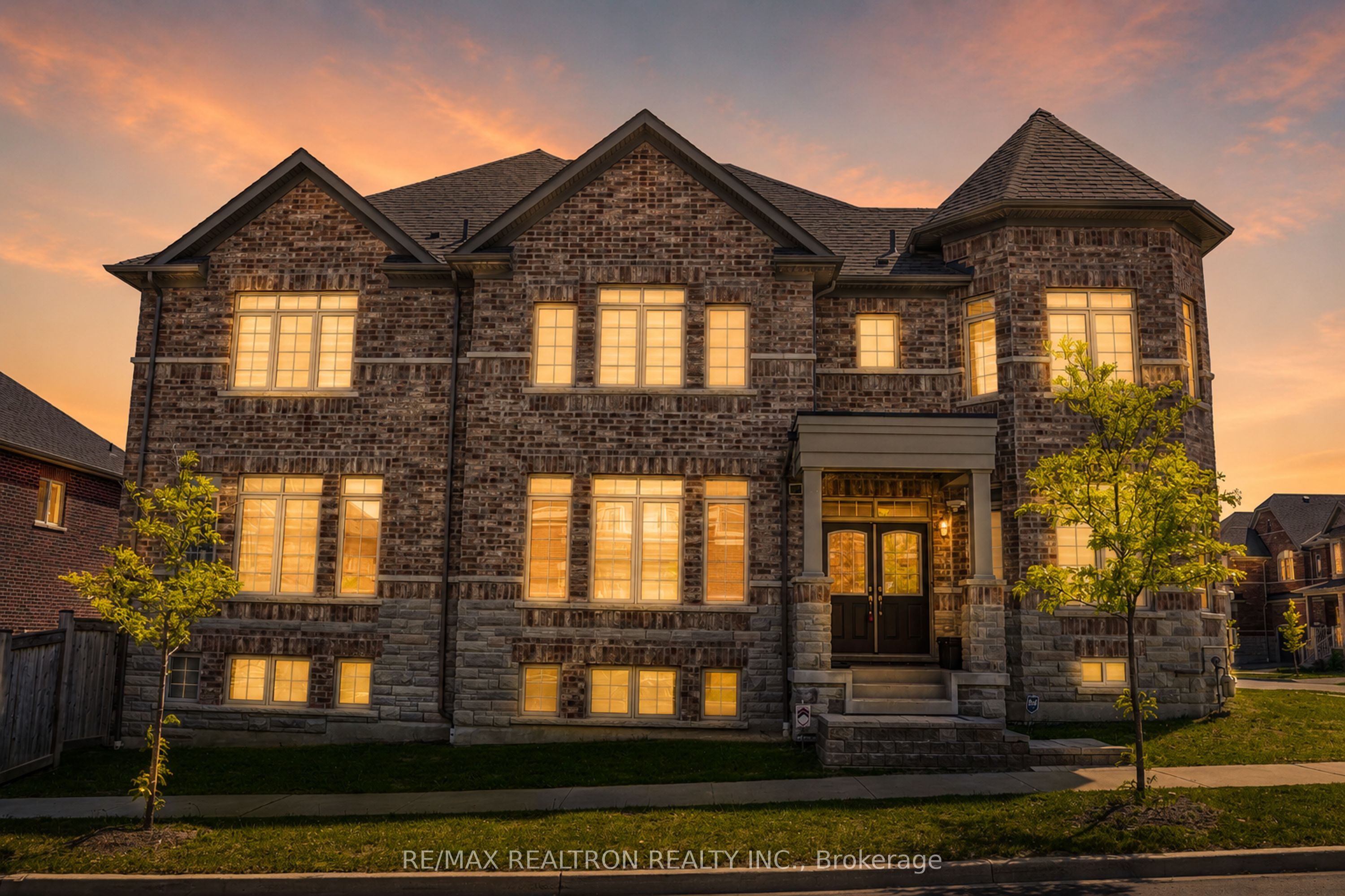 2431 Hibiscus Drive, Pickering, ON L1X 0H1 photo 4