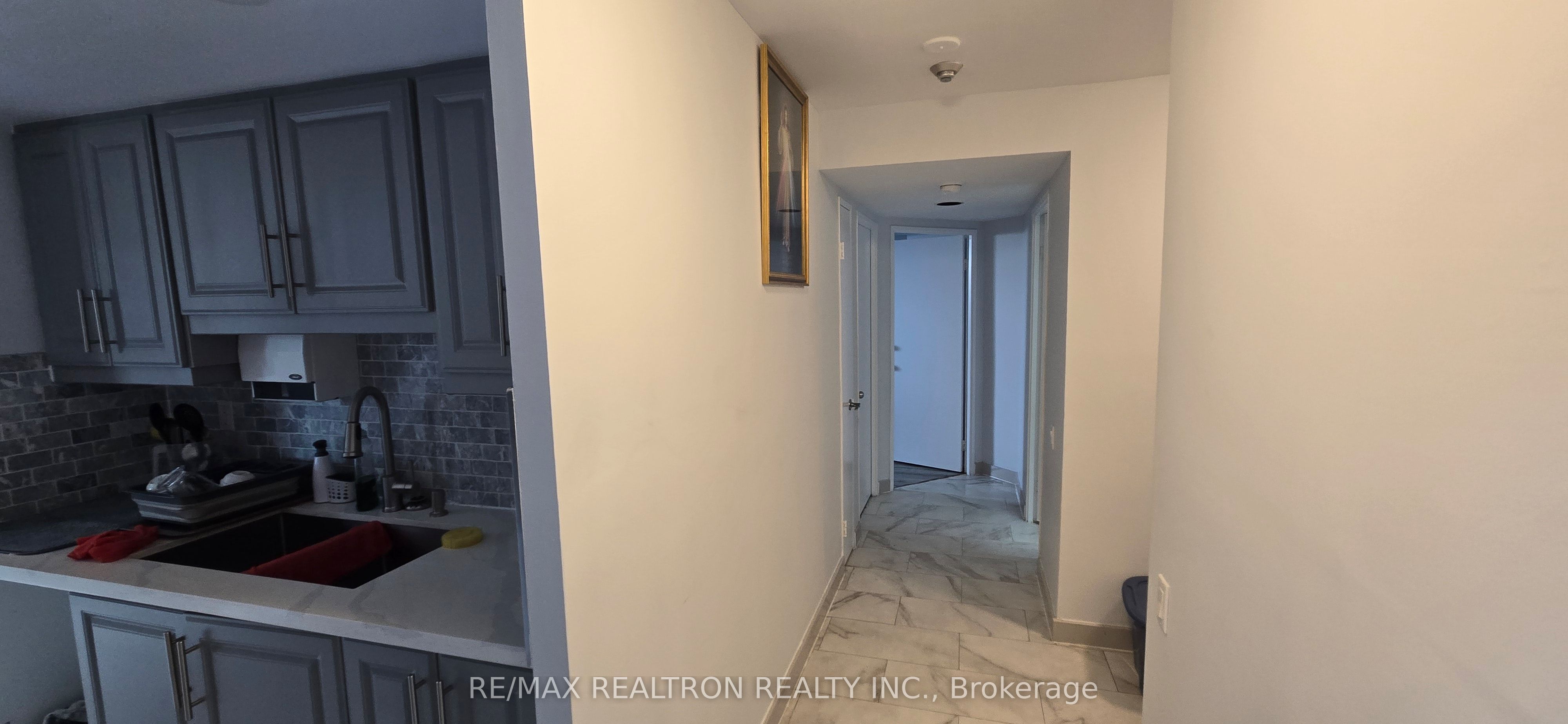 2466 Eglinton Avenue E 806, Toronto, ON M1K 5J8 photo 5