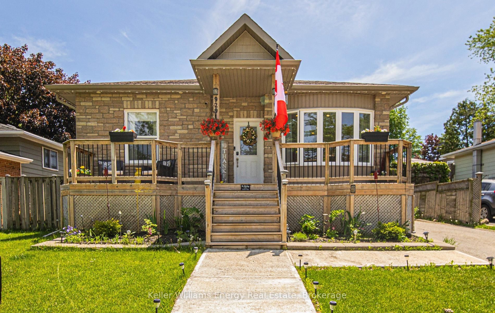 929 Dublin Street, Whitby, ON L1N 1Y9