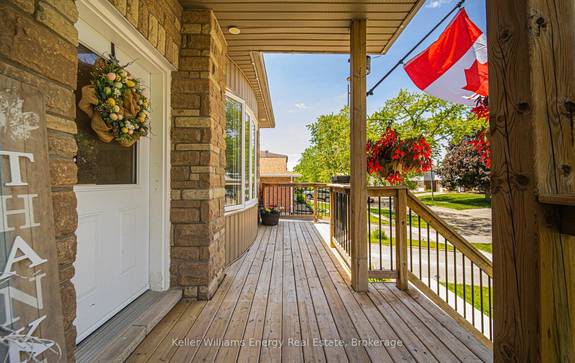 929 Dublin Street, Whitby, ON L1N 1Y9 photo 3
