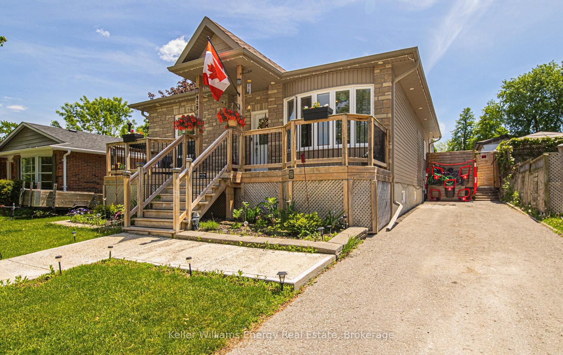 929 Dublin Street, Whitby, ON L1N 1Y9 photo 4