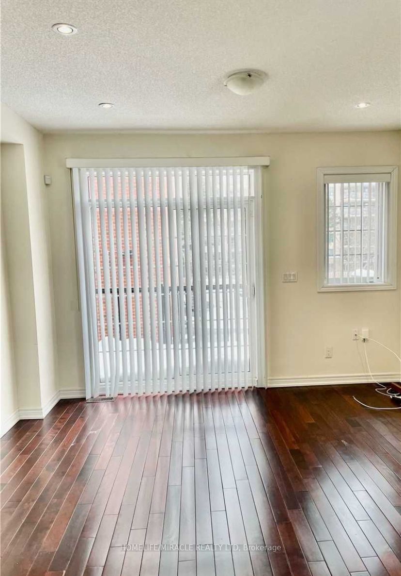 3765A St. Clair Avenue E, Toronto, ON M1M 1V1 photo 2