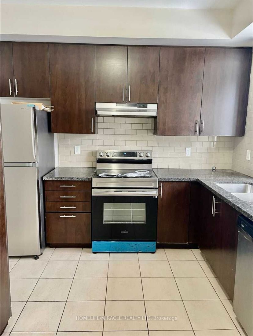 3765A St. Clair Avenue E, Toronto, ON M1M 1V1 photo 4