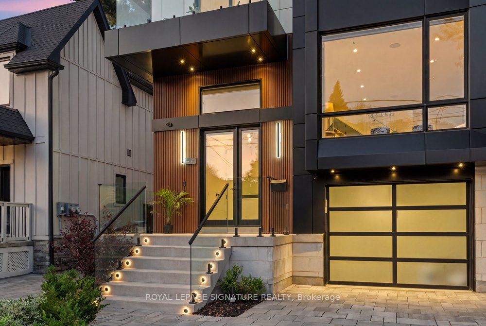 39 Derwyn Road, Toronto, ON M4J 4N1 photo 2