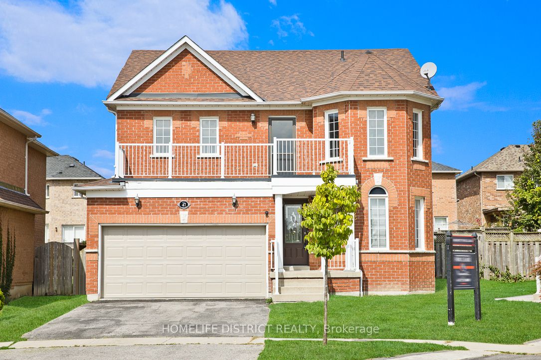 47 Ball Crescent, Whitby, ON L1P 1W5