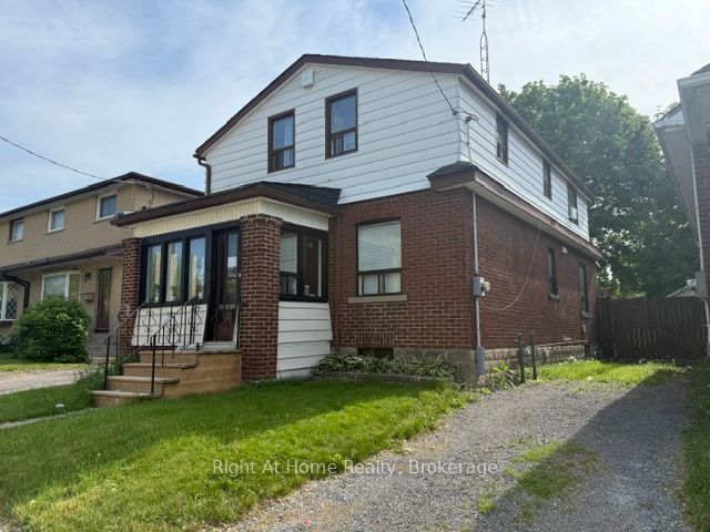 238 Albert Street, Oshawa, ON L1H 4R5 photo 2