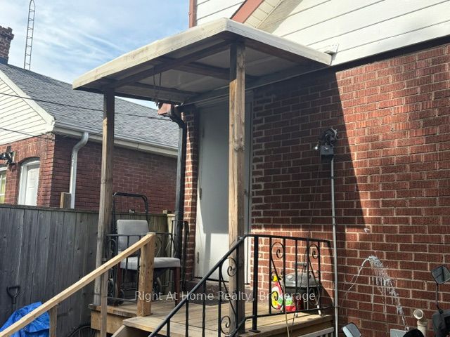 238 Albert Street, Oshawa, ON L1H 4R5 photo 3