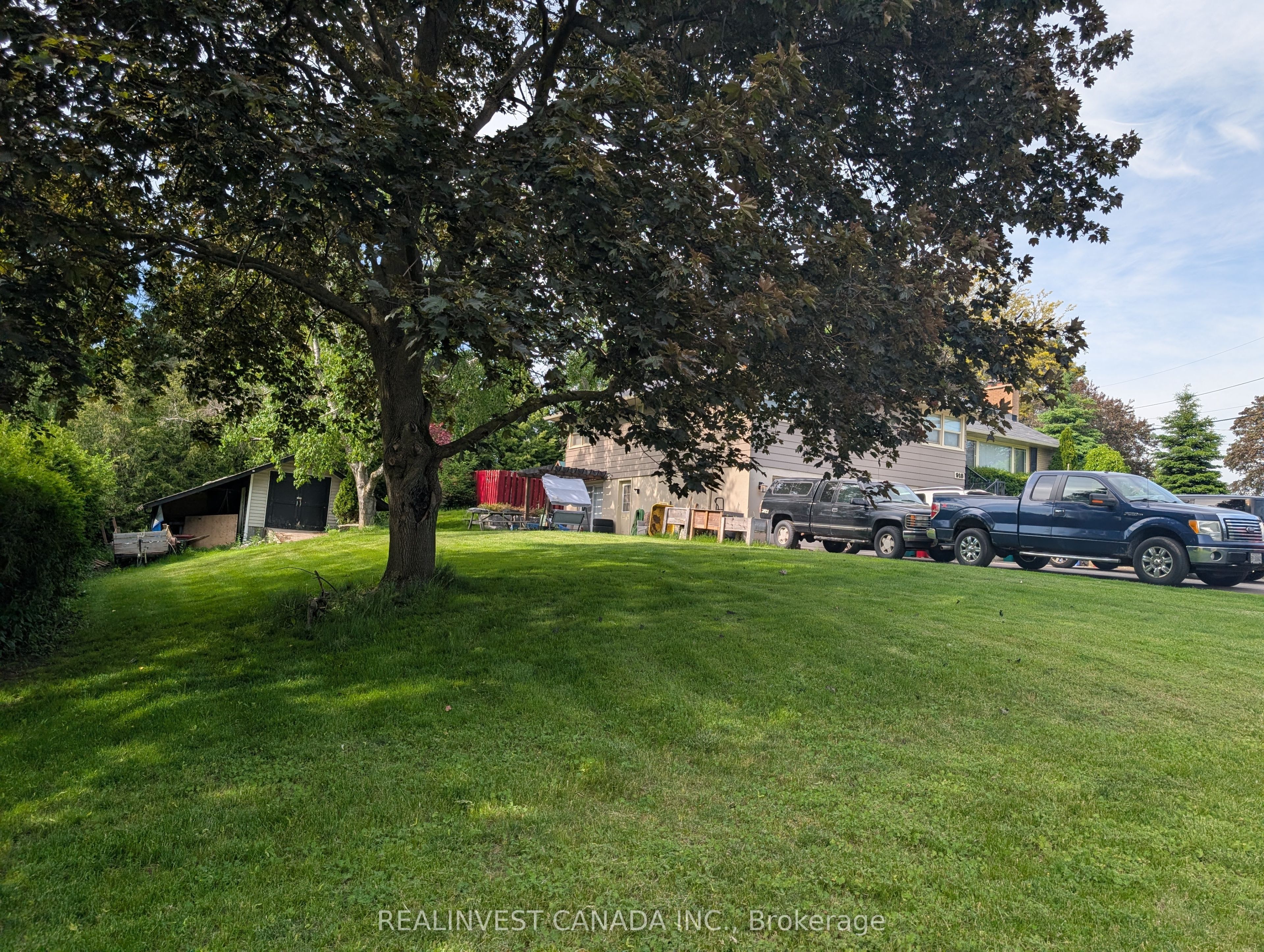 918 Pinecrest Road, Oshawa, ON L1K 2B2 photo 2