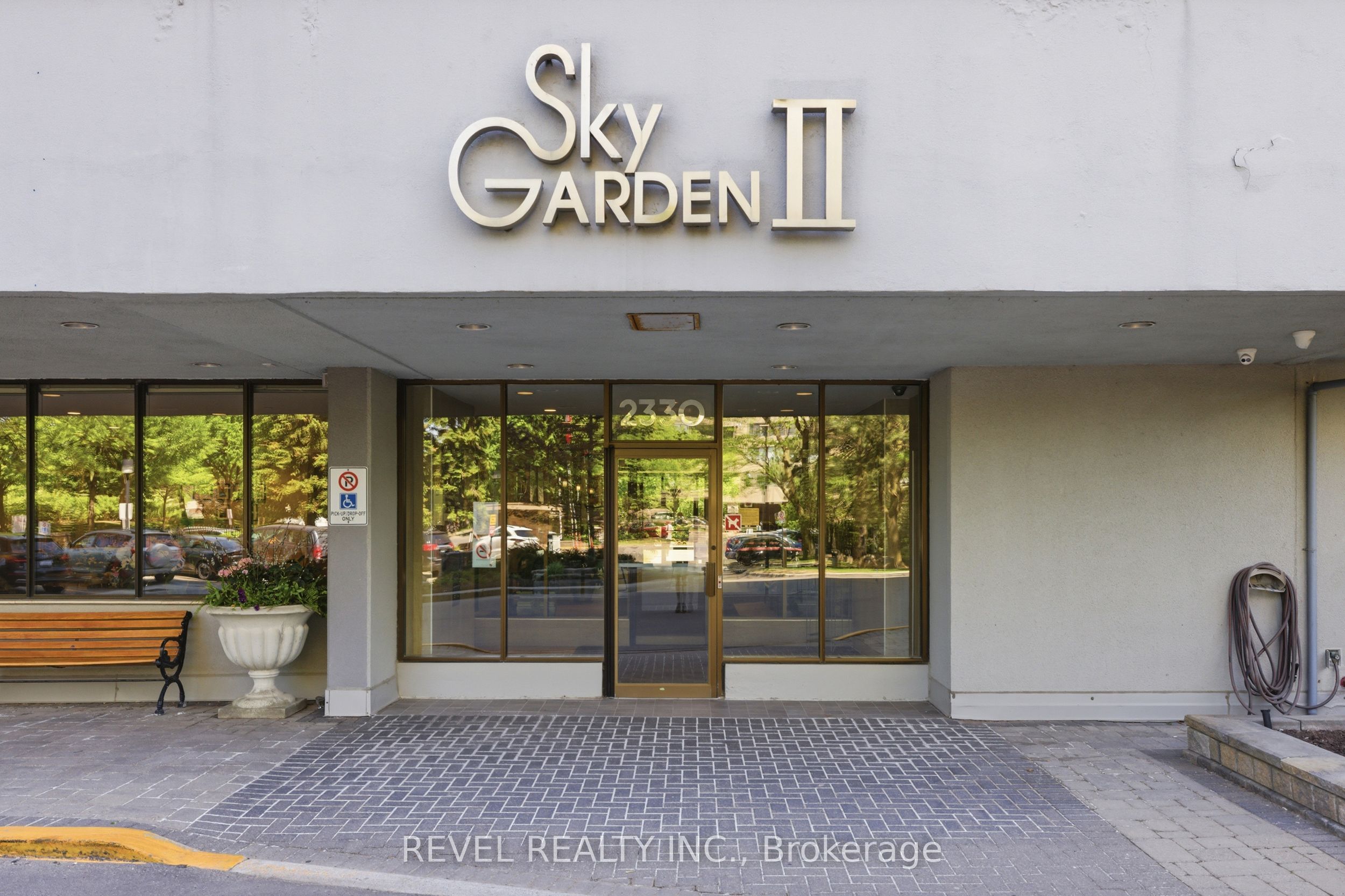 2330 Bridletowne Circle Ph06, Toronto, ON M1W 3P6 photo 3
