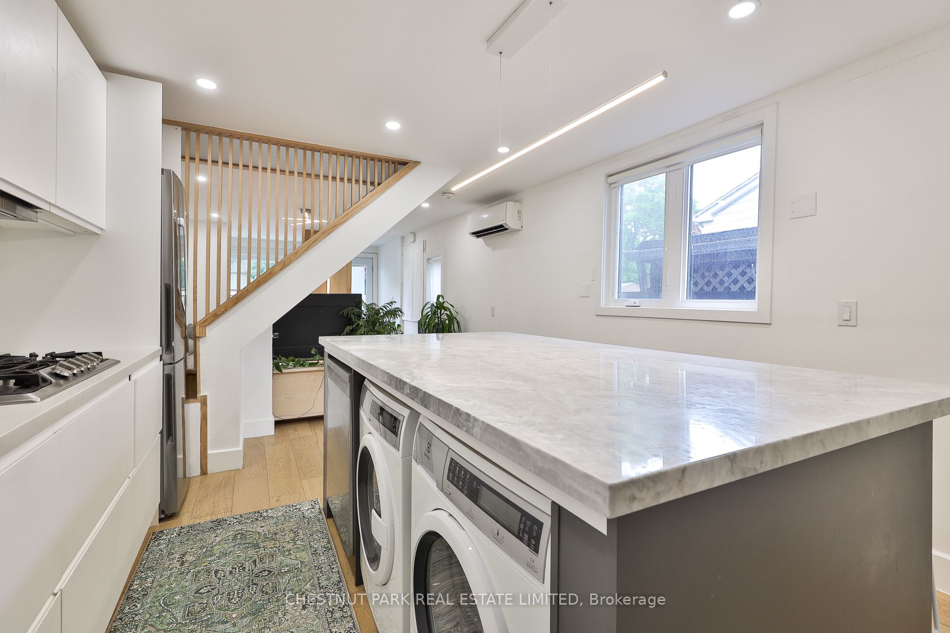 119 Craven Road, Toronto, ON M4L 2Z4 photo 5