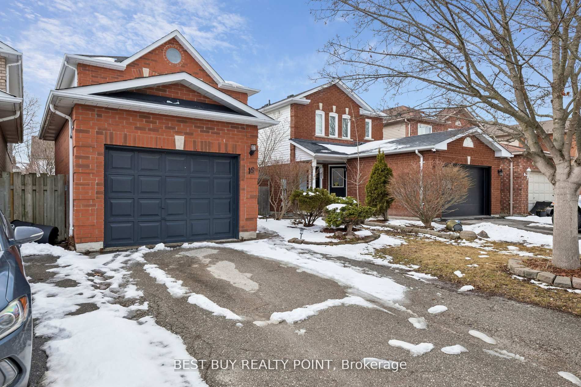 16 Fry Crescent, Clarington, ON L1C 4Y2 photo 2
