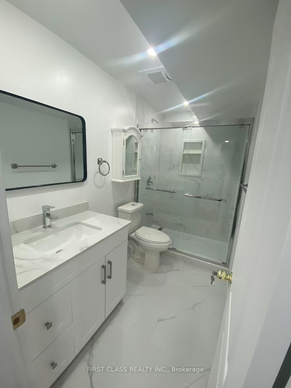 1716 Arborwood Drive, Oshawa, ON L1K 0P1 photo 3