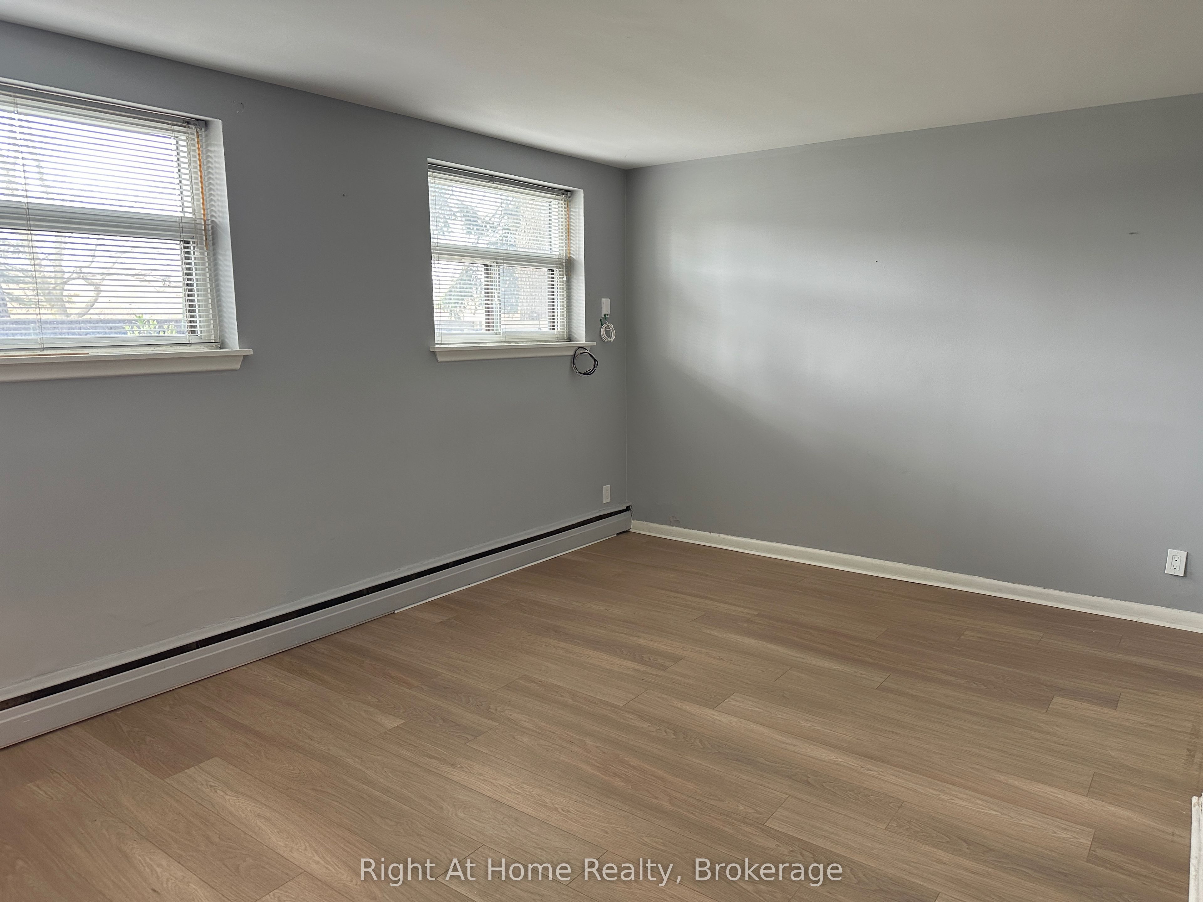 1033 Ravine Road 1, Oshawa, ON L1H 4C9 photo 2