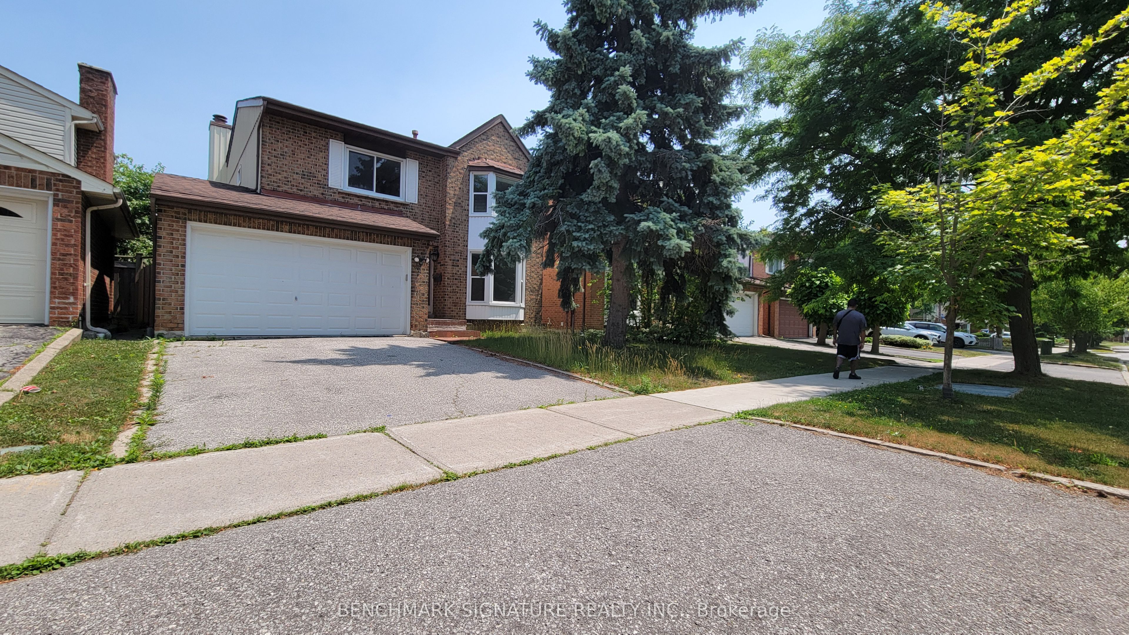 35 Wintermute Boulevard, Toronto, ON M1W 3M5 photo 2