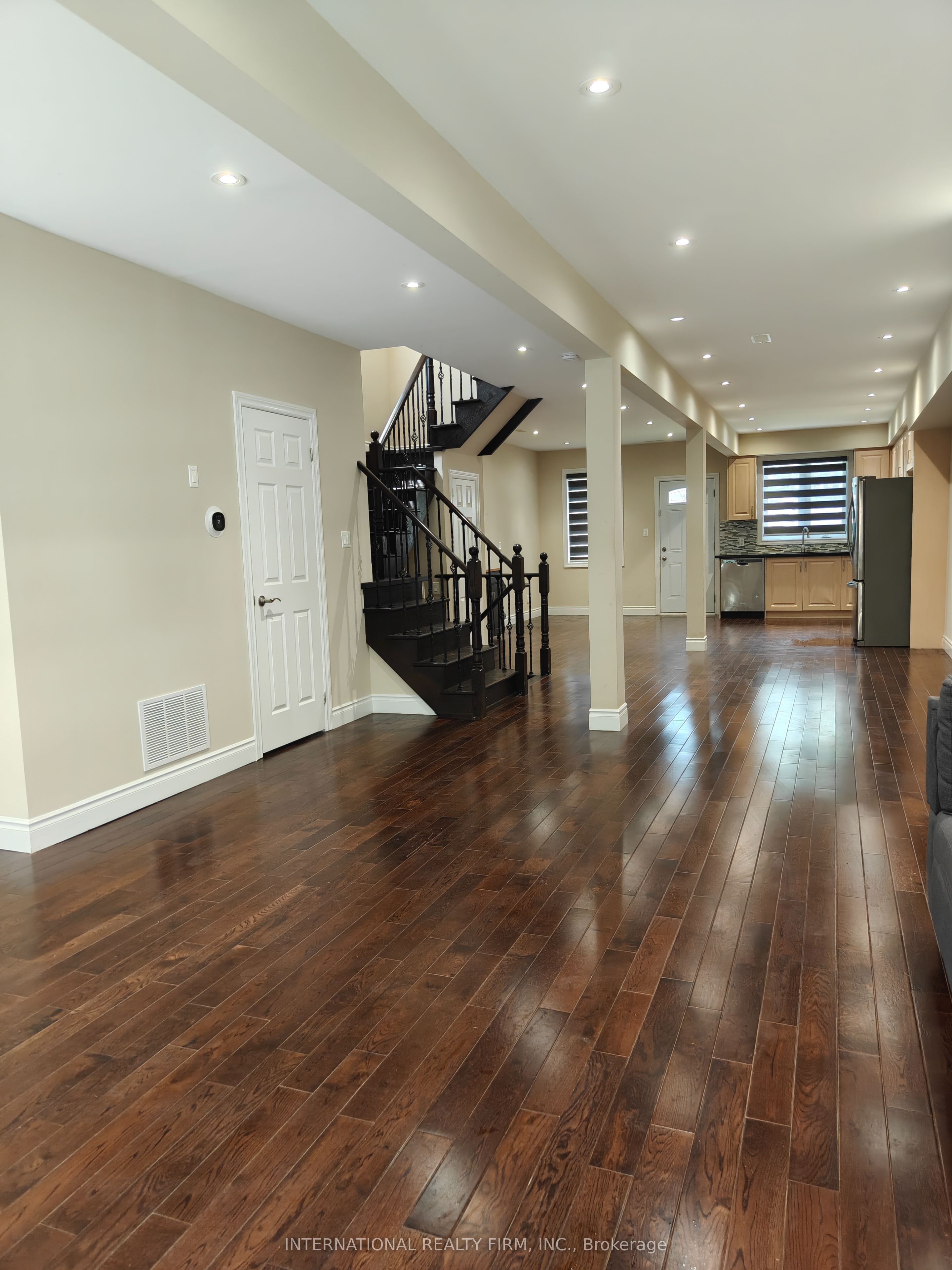 86 Patterson Avenue, Toronto, ON M1L 3Y4 photo 3