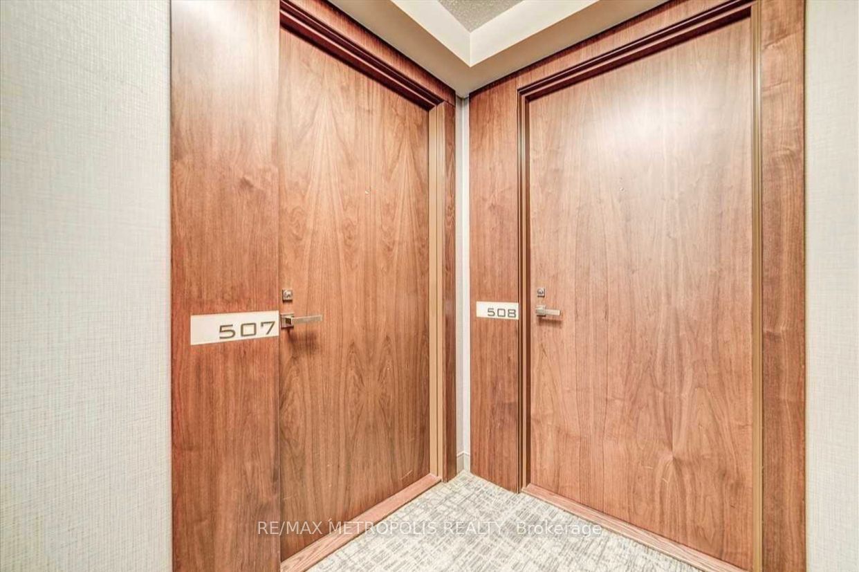 255 Village Green Square 507, Toronto, ON M1S 0L7 photo 4
