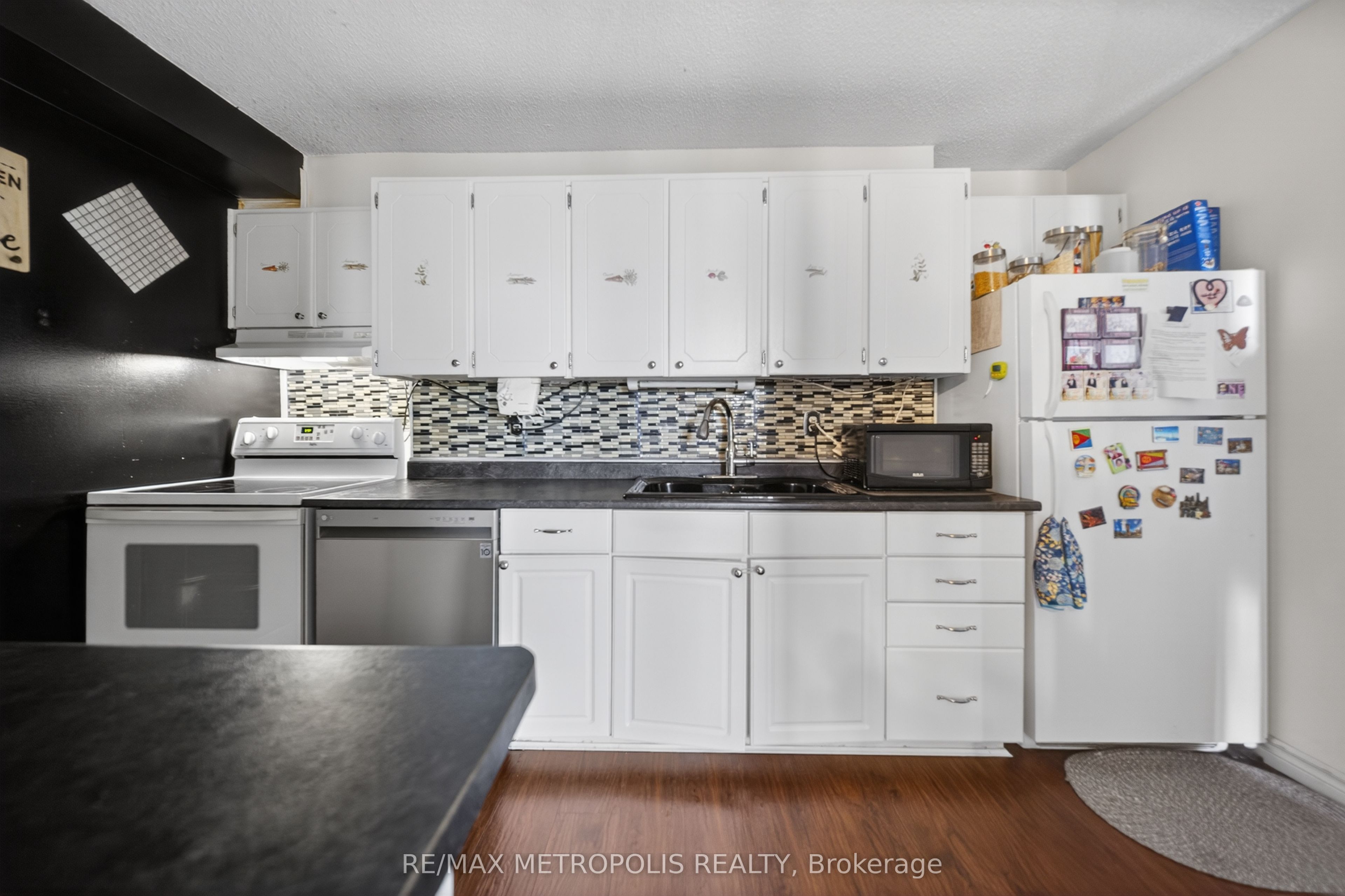 15 Torrance Road 1102, Toronto, ON M1J 3K2 photo 2