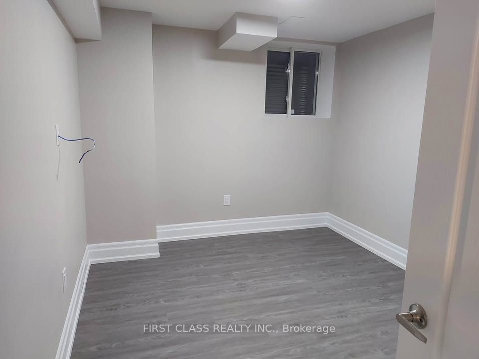15 Donald Powell Crescent, Clarington, ON L1B 0K8 photo 2