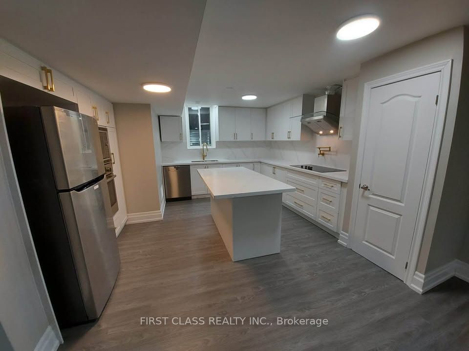 15 Donald Powell Crescent, Clarington, ON L1B 0K8 photo 5