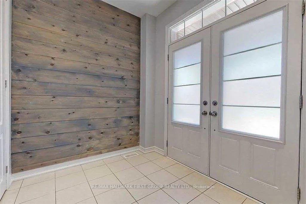 1219 Graham Clapp Avenue Main, Oshawa, ON L1K 0Y3 photo 4