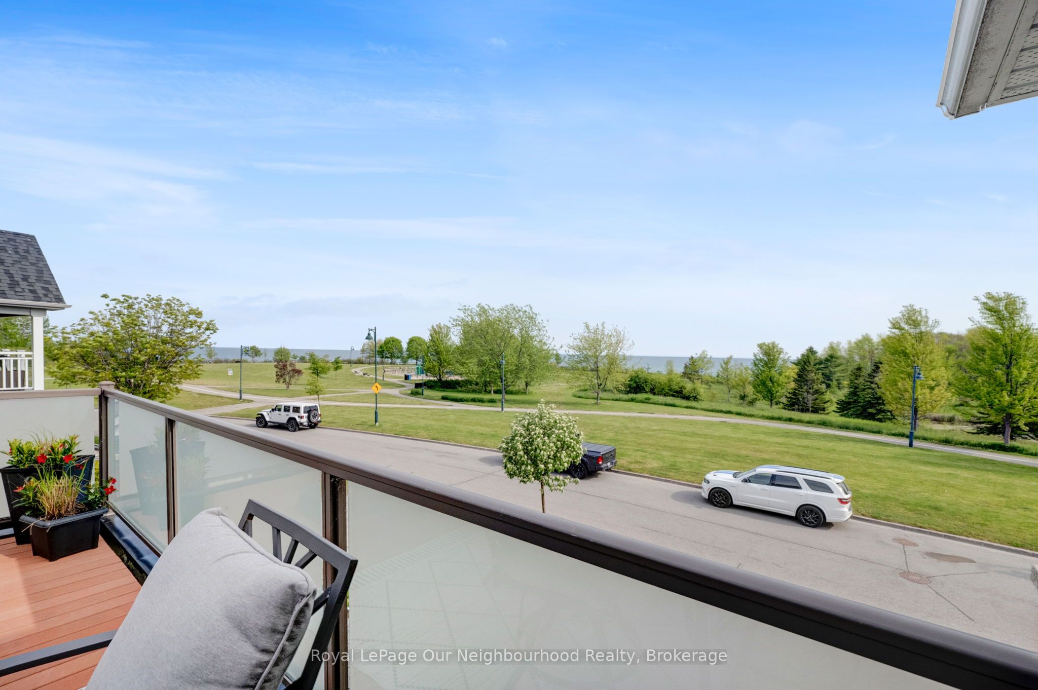 977 Audley Road S, Ajax, ON L1Z 1N6 photo 4