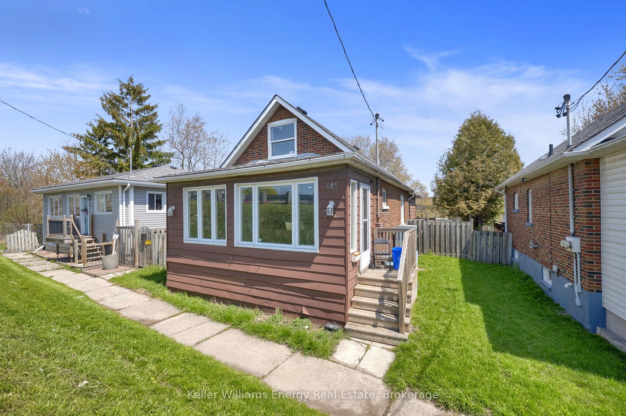 741 Ritson Road S, Oshawa, ON L1H 5L2 photo 2
