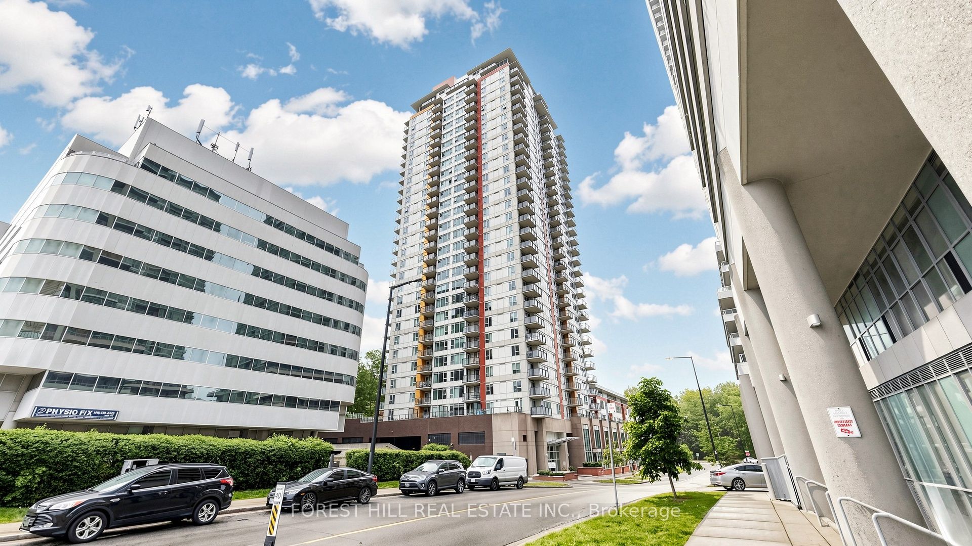 25 Town Centre Court 325, Toronto, ON M1P 0B4 photo 2