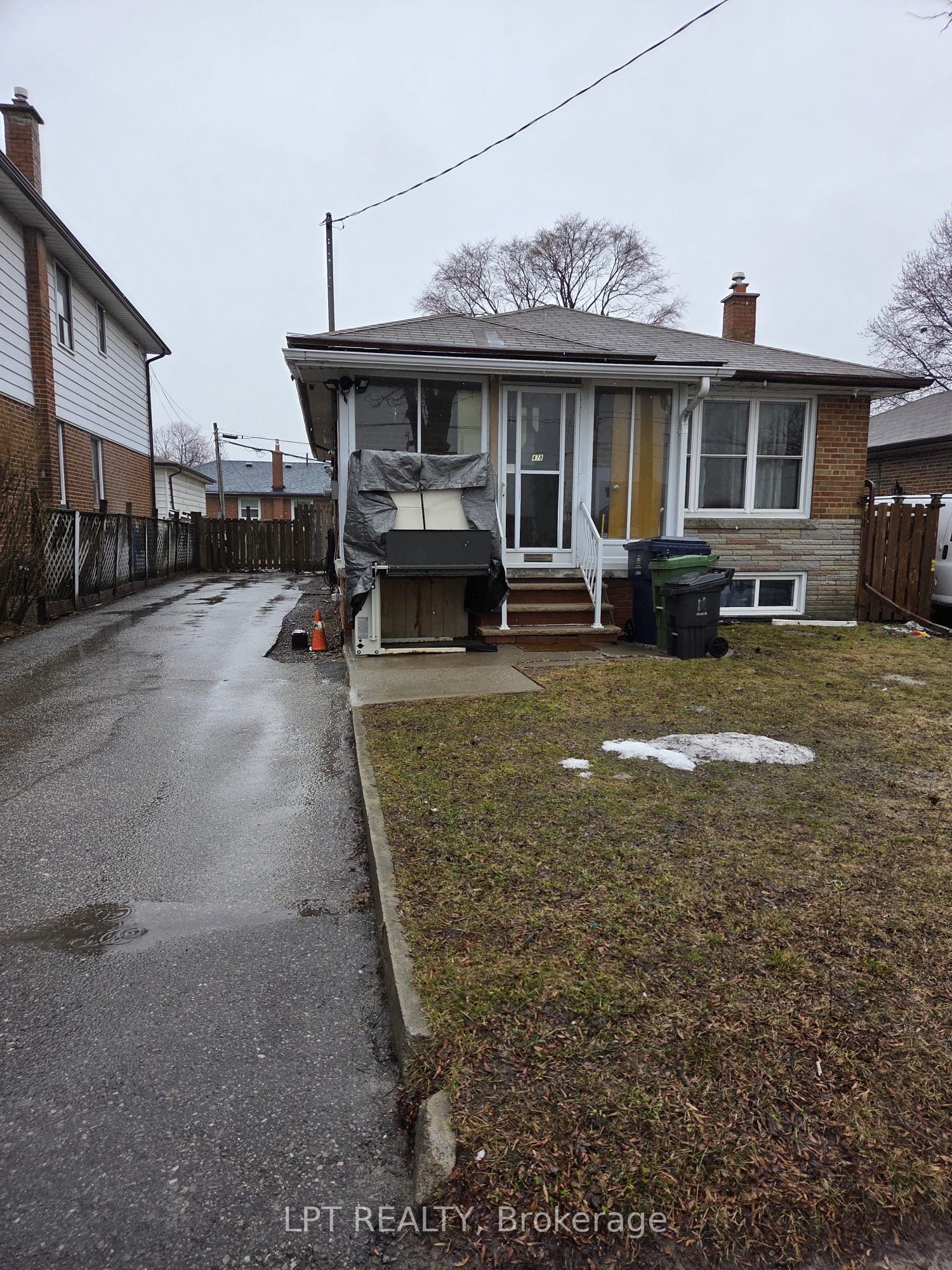 478 Brimley Road Upper Only, Toronto, ON M1J 1A6