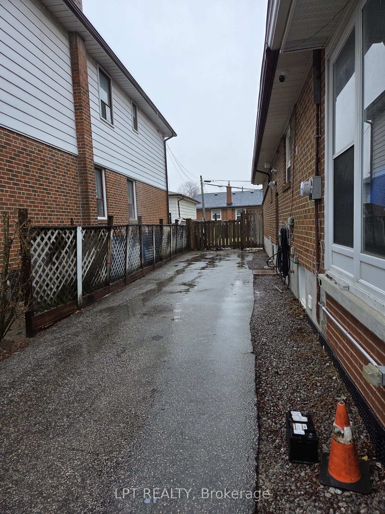 478 Brimley Road Upper Only, Toronto, ON M1J 1A6 photo 2