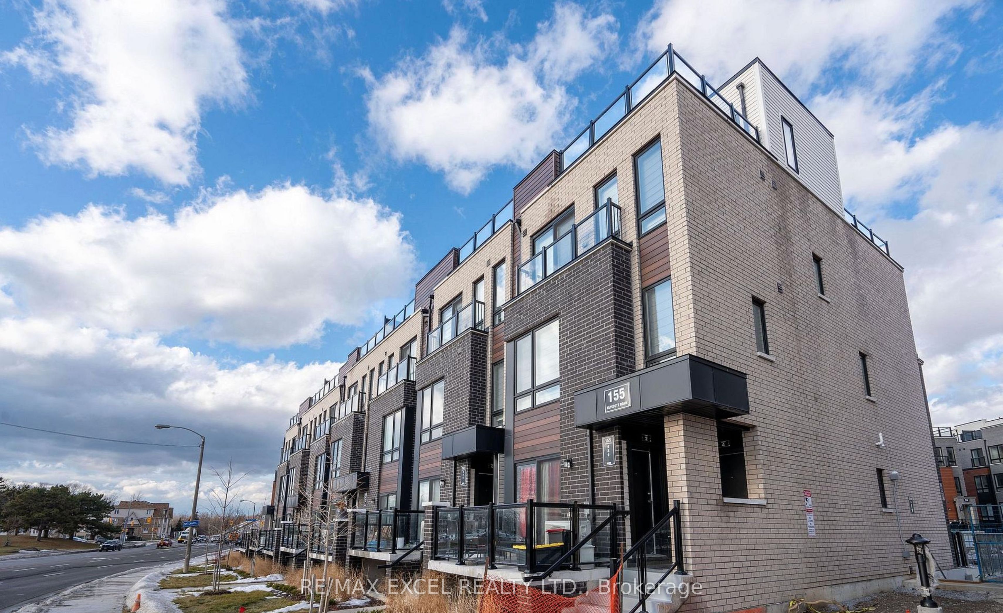 155 Tapscott Road 21, Toronto, ON M1B 0E8