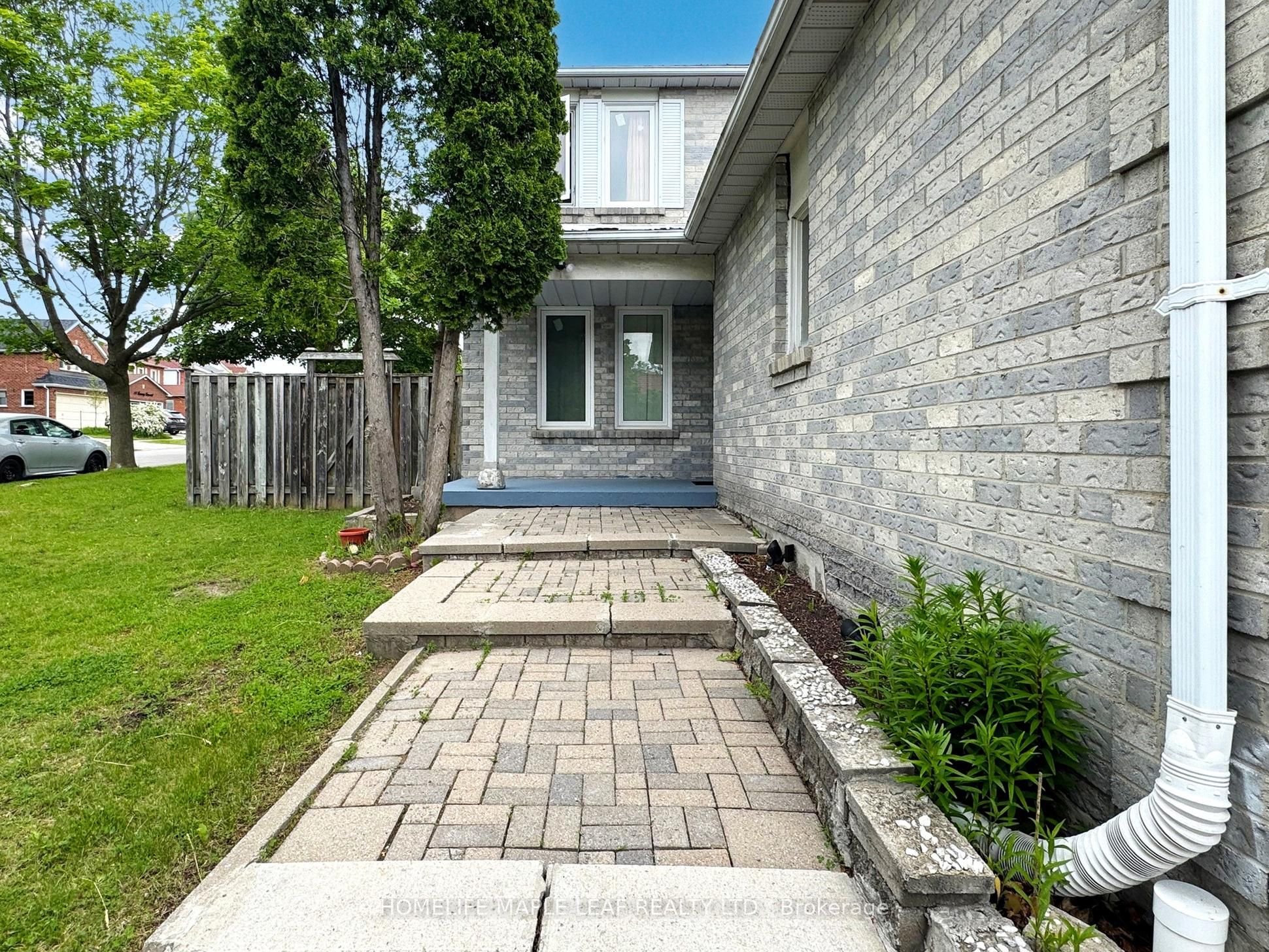 39 Lamay Crescent, Toronto, ON M1X 1J2 photo 2