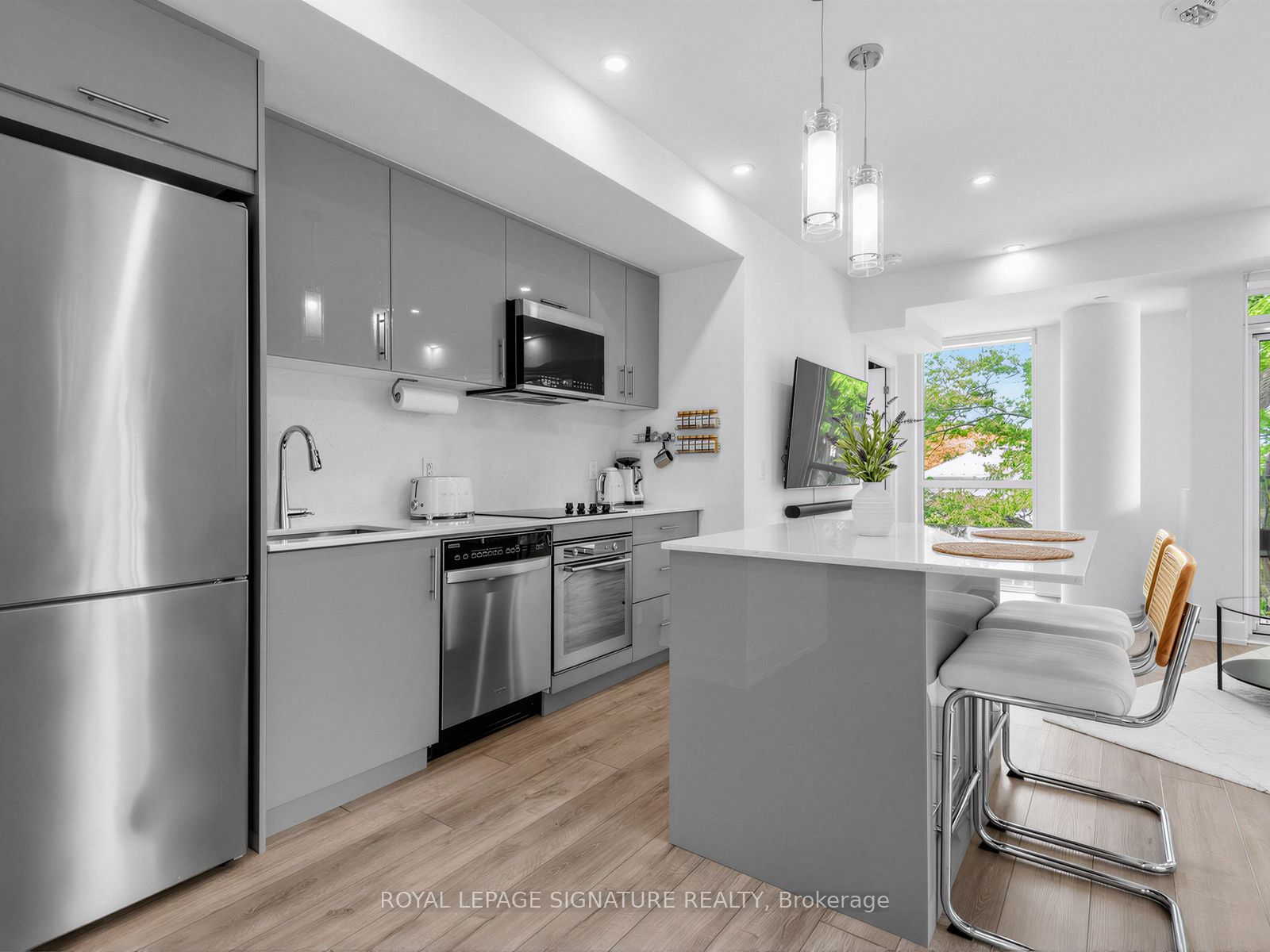 1316 Kingston Road 204, Toronto, ON M1N 1P6 photo 5