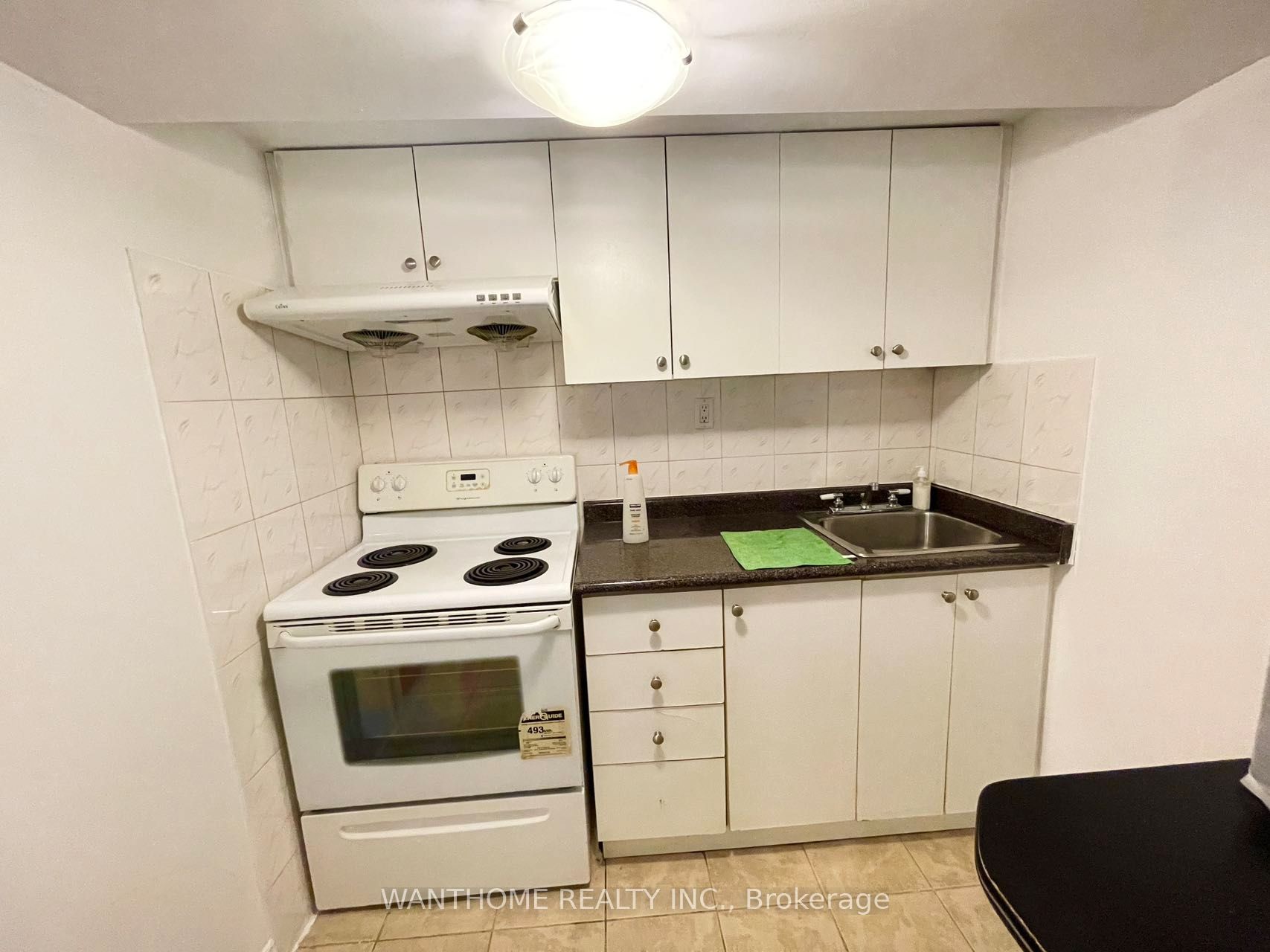 82 Maresfield Drive Bsmt, Toronto, ON M1V 2W9 photo 3