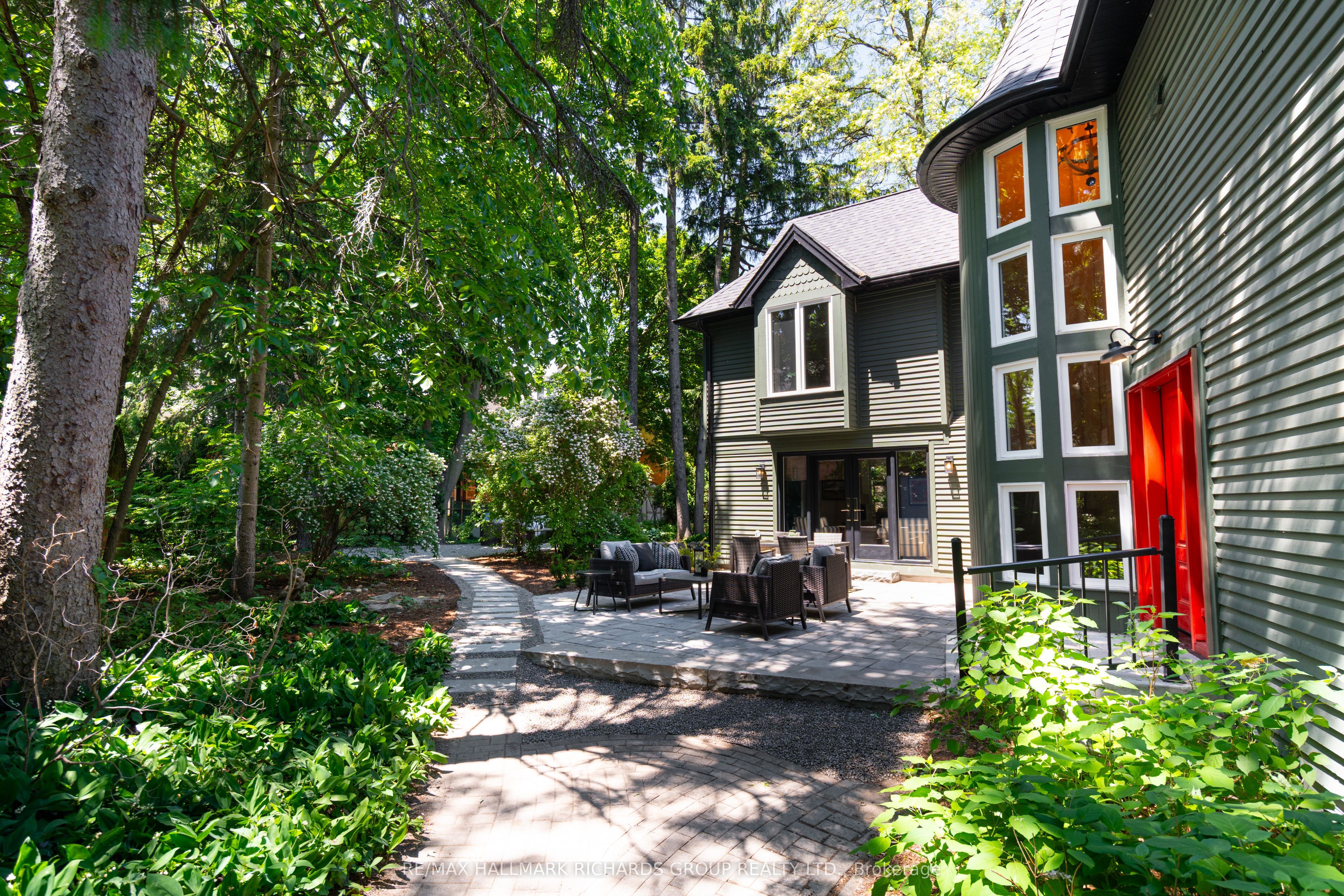 10 Springbank Avenue, Toronto, ON M1N 1G3 photo 2