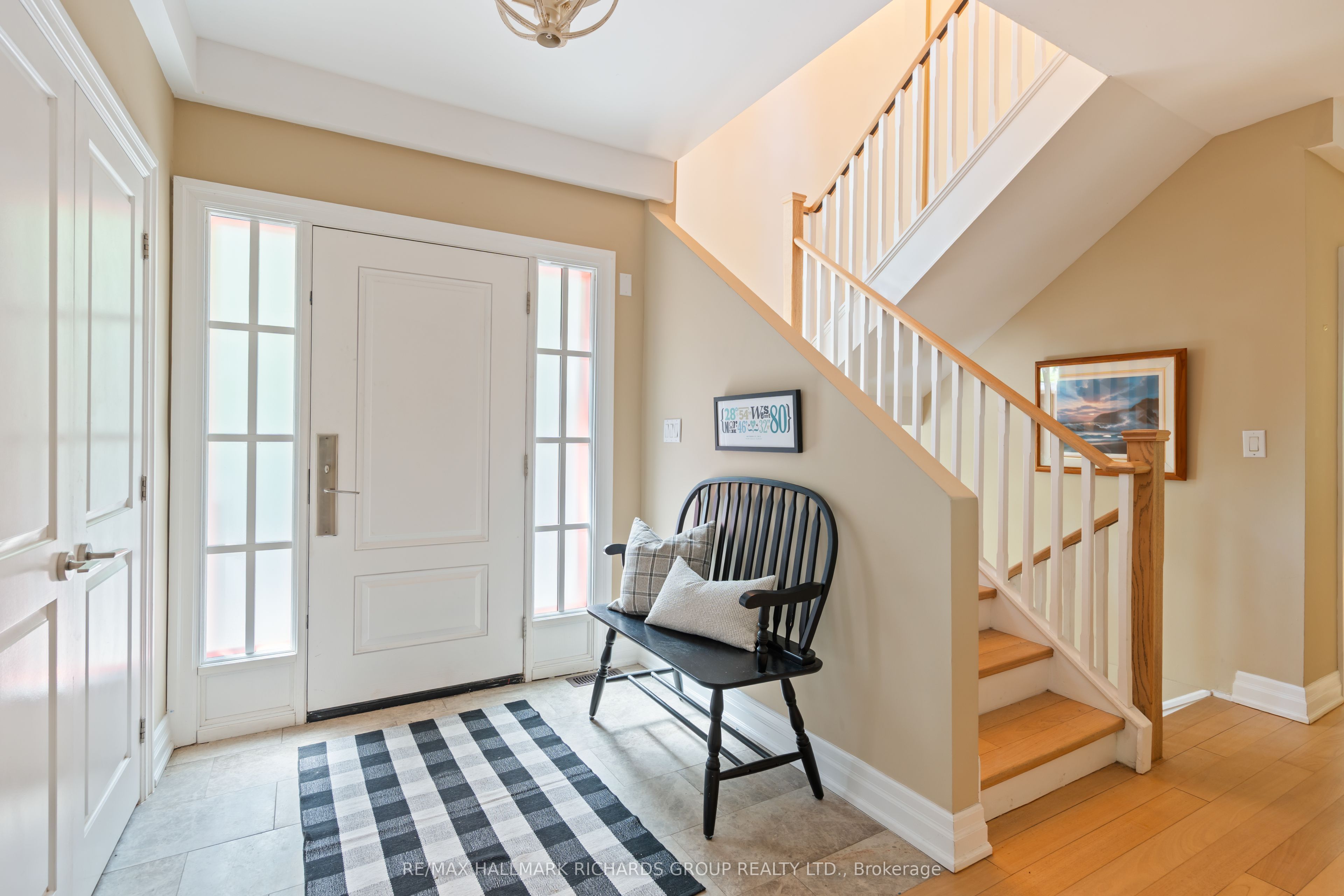10 Springbank Avenue, Toronto, ON M1N 1G3 photo 3