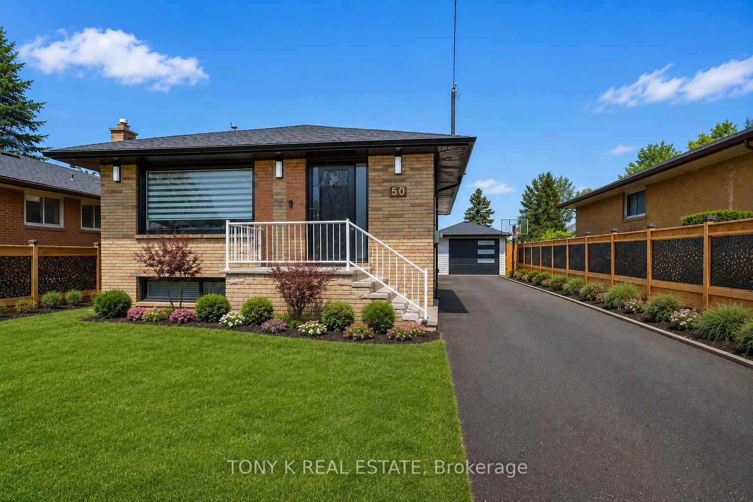 50 Ranstone Gardens, Toronto, ON M1K 2T4